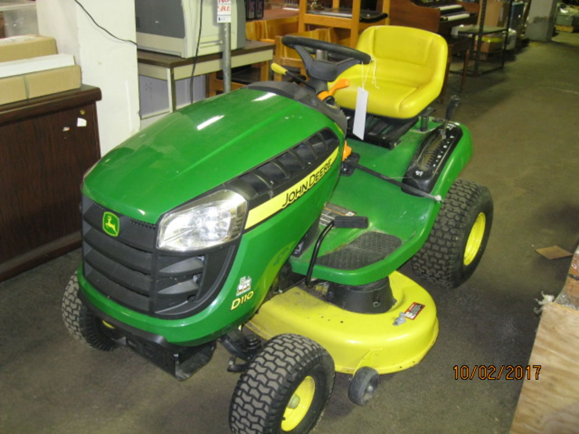 John Deere Mower - Image 2 of 8