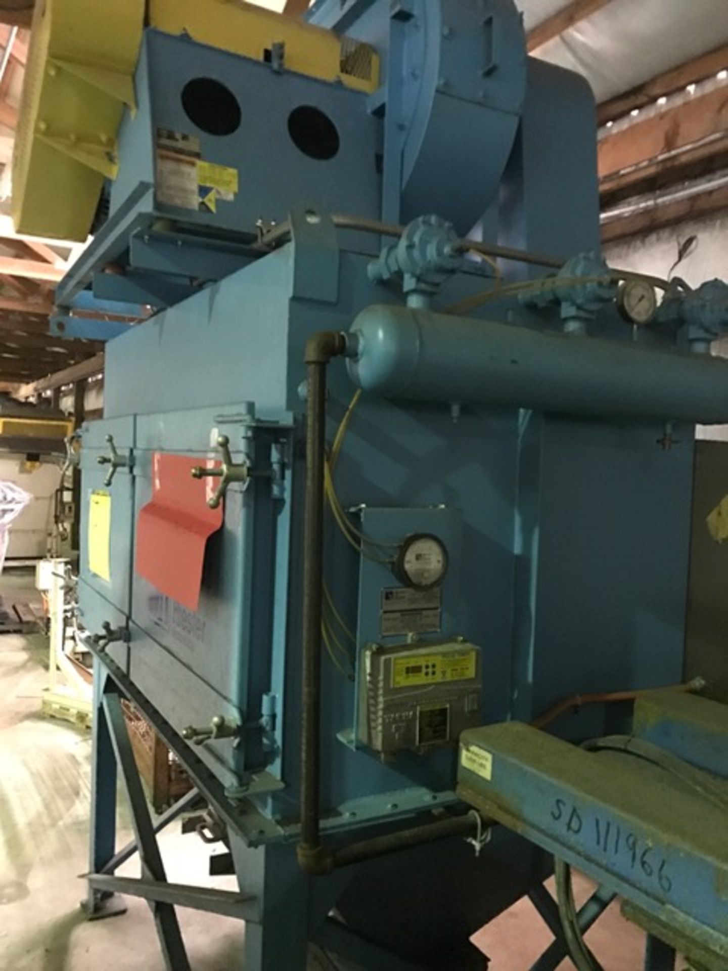 BECKERT & HIESTER DUST COLLECTOR, MODEL 3-2712-12-26-3-SL, YEAR 03/2004, LOCATION MI , BUYER TO SHIP