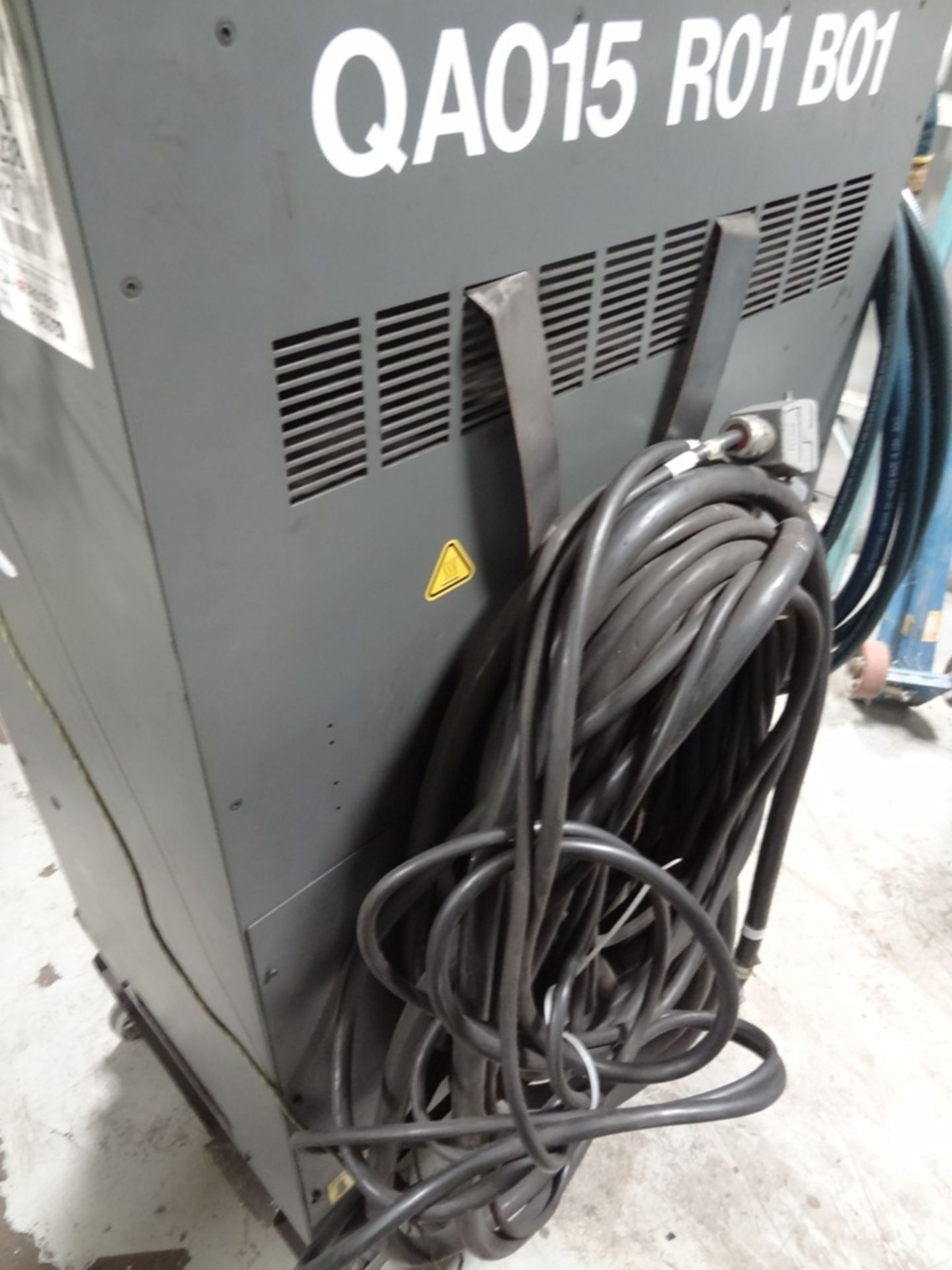 FANUC R2000iA/210F WITH R-J3iB, CABLES, TEACH PEND, SN 72467, YEAR, HOURS 7628 LOCATION MI. - Image 4 of 7