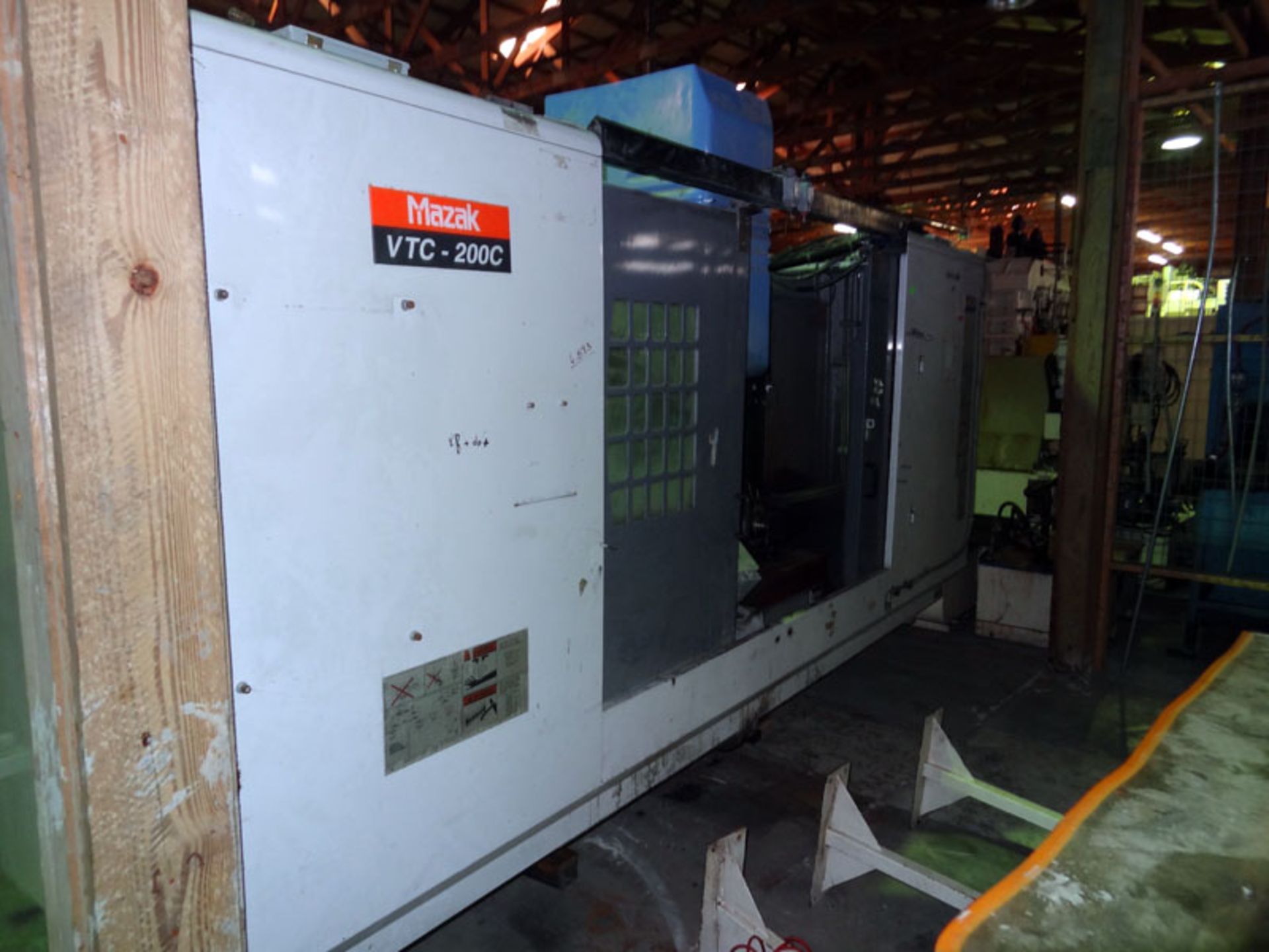 MAZAK VTC200C VMC, SN 158482, YEAR 08/2002, LOCATION MI, BUYER TO SHIP - Image 3 of 8