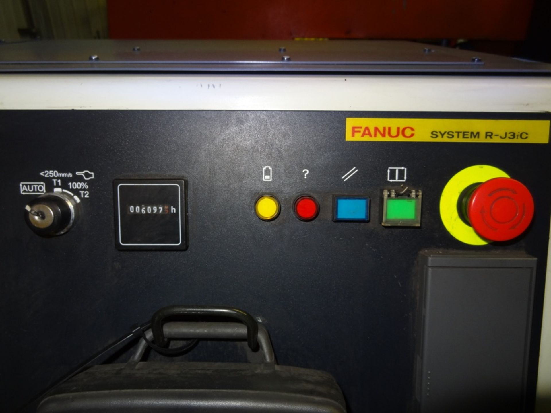 FANUC M-900iA/350 W/ R-J3iC, CABLES & TEACH PENDANT, SN 83289, YEAR 04/2007, HOURS 6097, LOCATION MI - Image 6 of 9