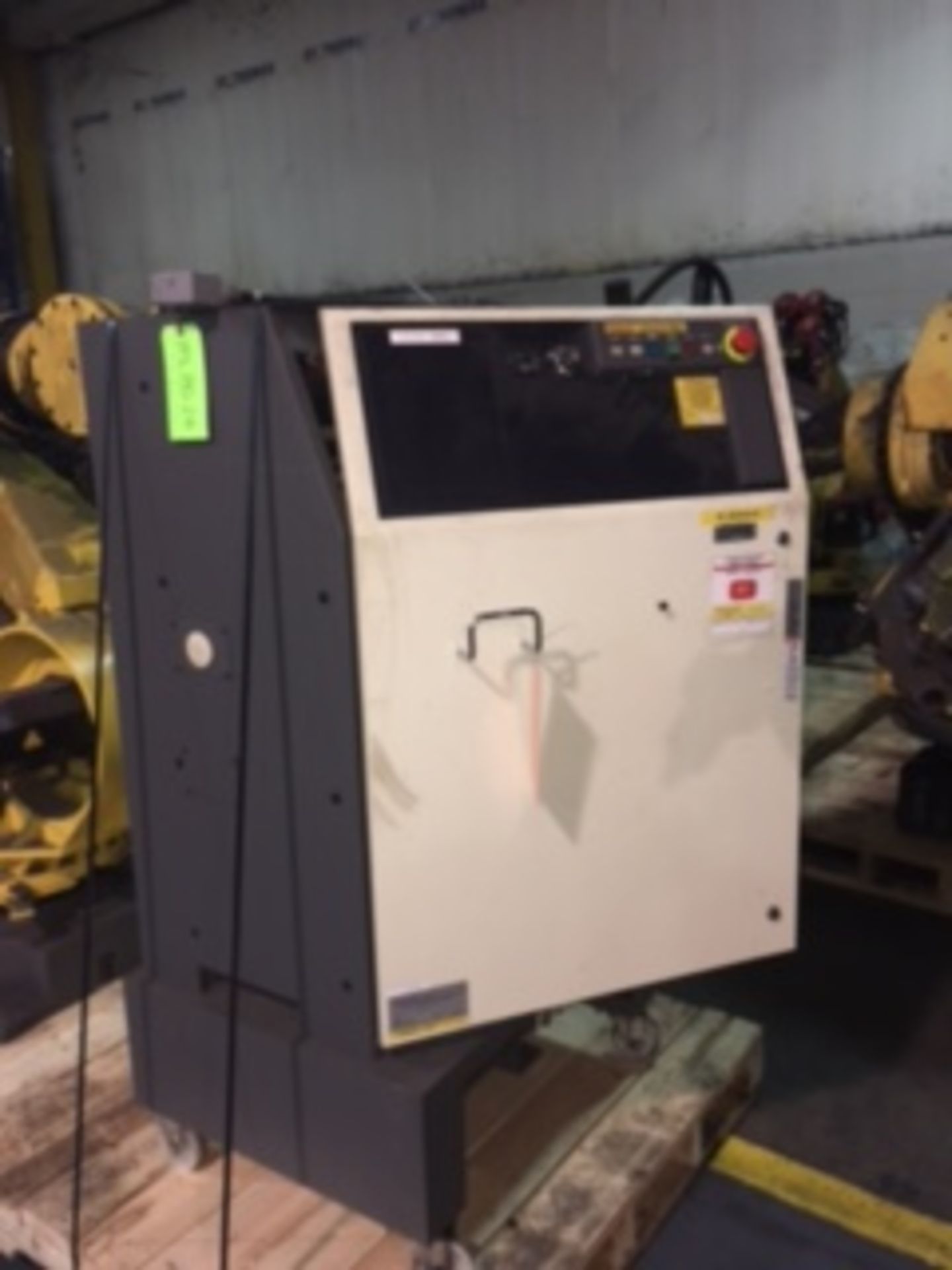 FANUC R-2000iA/210F WITH R-J3iB CONTROLS, CABLES AND TEACH PENDANT - Image 3 of 4