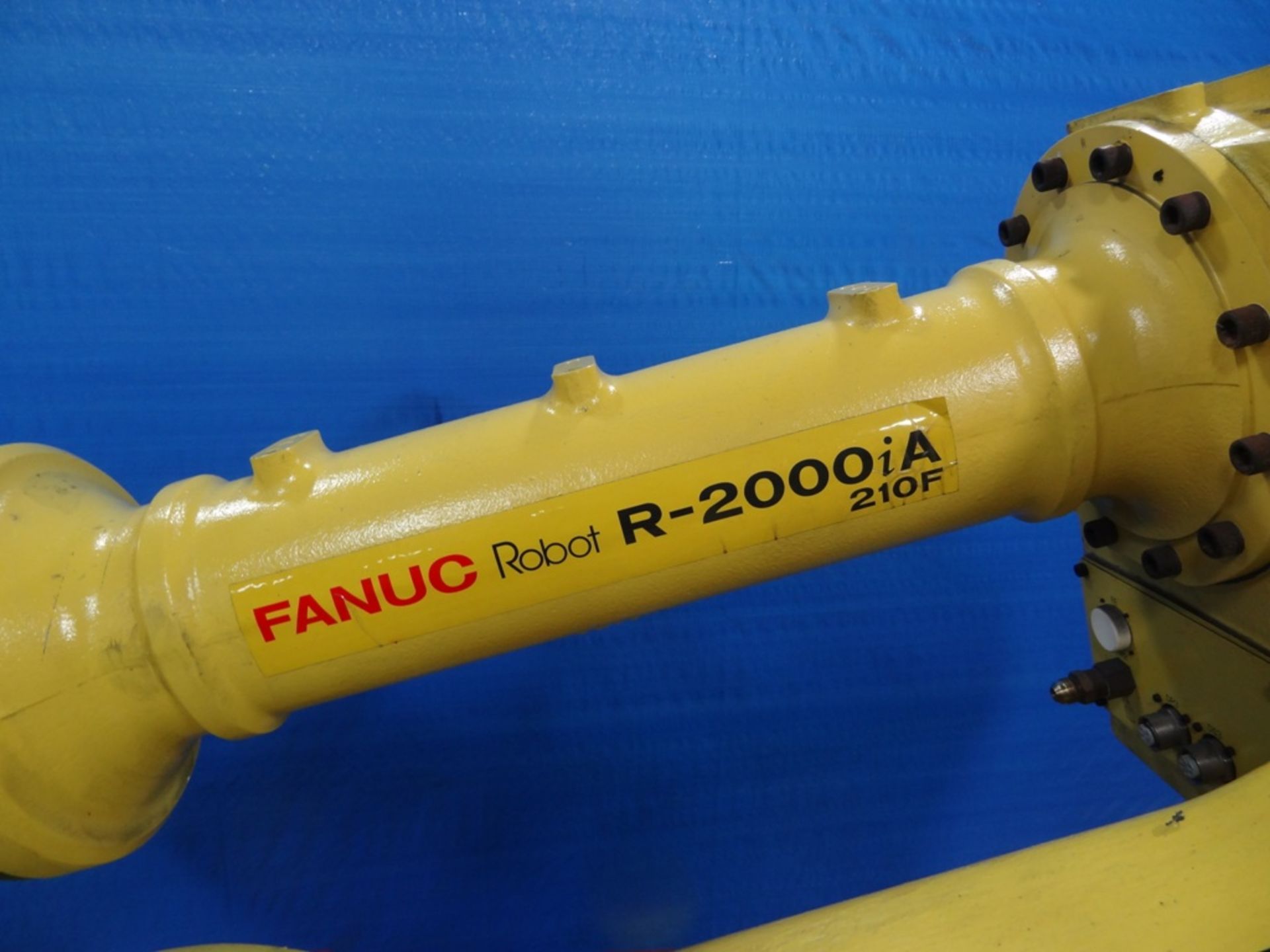 FANUC R2000iA/210F WITH R-J3iB, CABLES, TEACH PEND, SN 71203, YEAR, HOURS 6814 LOCATION MI - Image 3 of 9