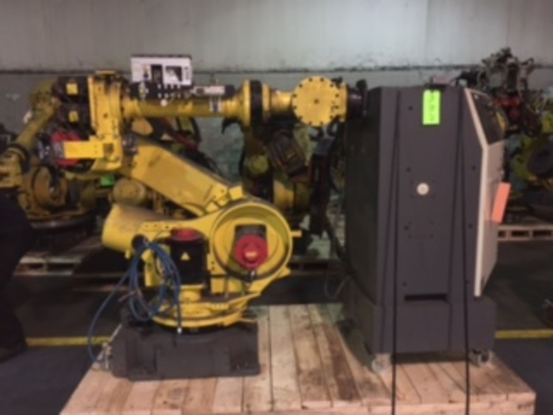 FANUC R-2000iA/210F WITH R-J3iB CONTROLS, CABLES AND TEACH PENDANT