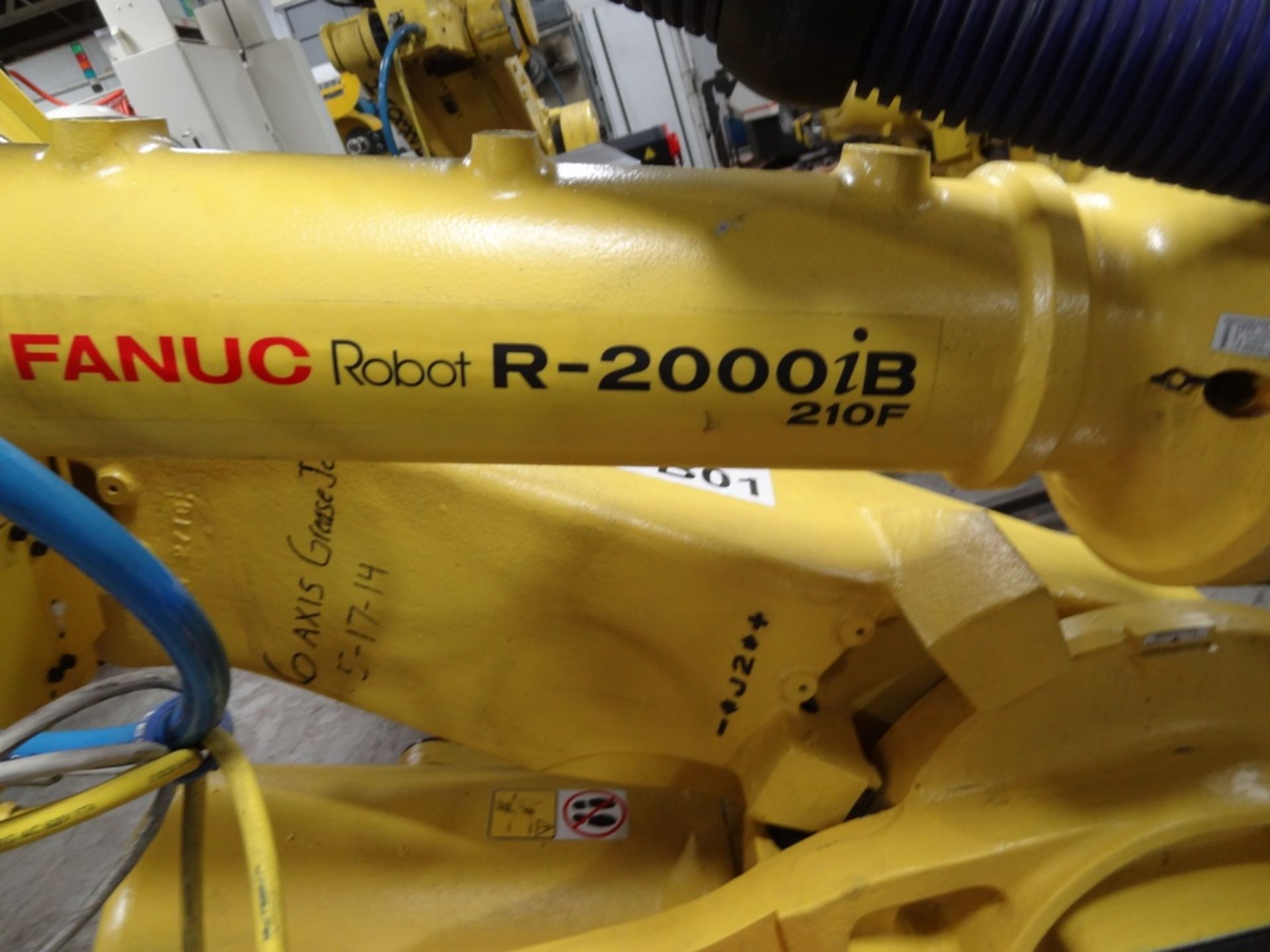 FANUC R2000iB/210F WITH R-30iA, CABLES, COLOR TEACH PEND, SN 127365, YEAR, HOURS 6841, LOCATION MI - Image 3 of 11