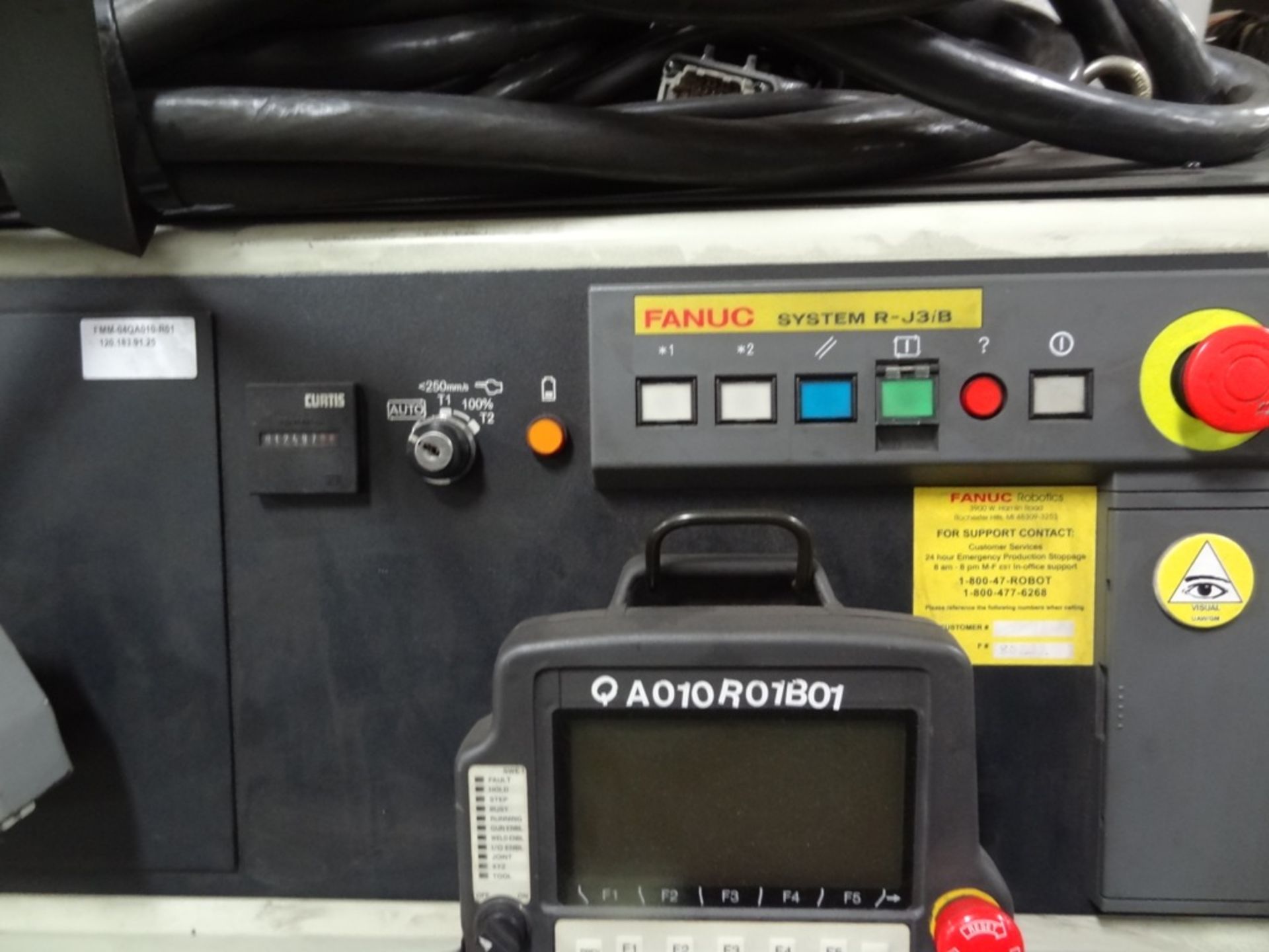 FANUC R2000iA/210F WITH R-J3iB, CABLES, TEACH PEND, SN 80232, YEAR 09/2006, HOURS 12497 LOCATION MI - Image 4 of 8