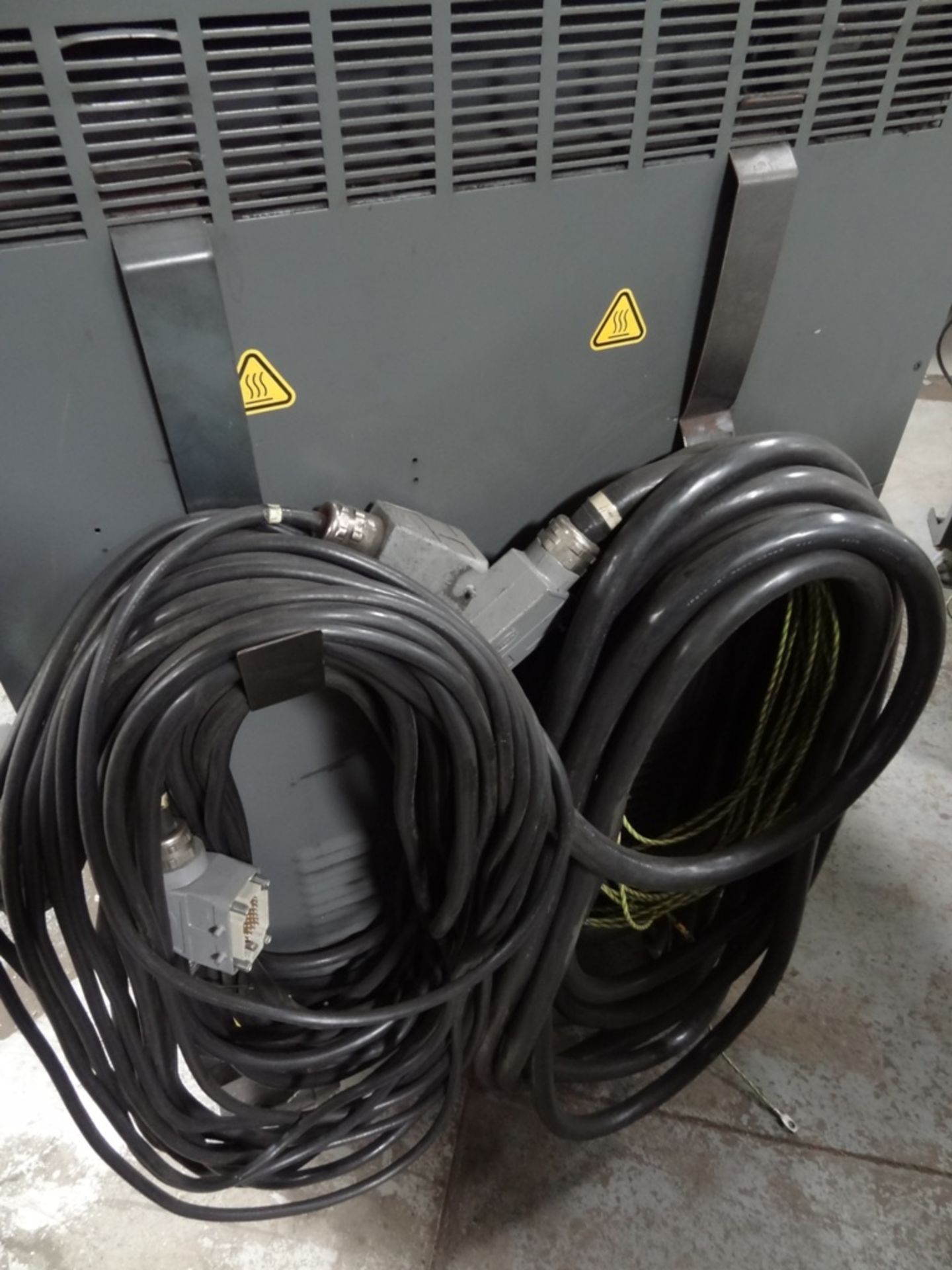 FANUC R2000iA/210F WITH R-J3iB, CABLES, TEACH PEND, SN 71203, YEAR, HOURS 6814 LOCATION MI - Image 7 of 9