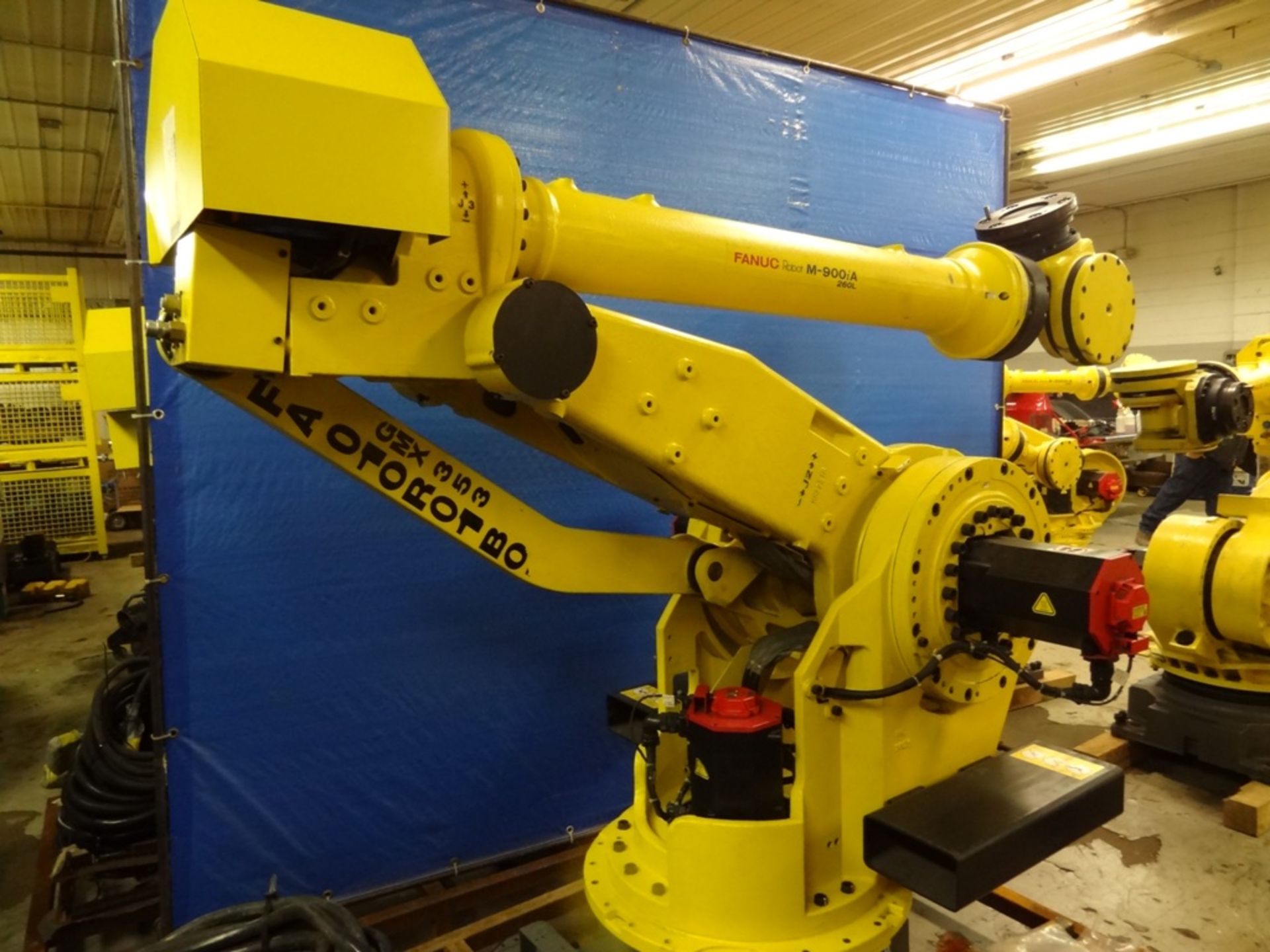 FANUC M-900iA/260L R-30iA, CABLES & TEACH PENDANT, SN 85576, YEAR 07/2007, HOURS 5379, LOCATION MI