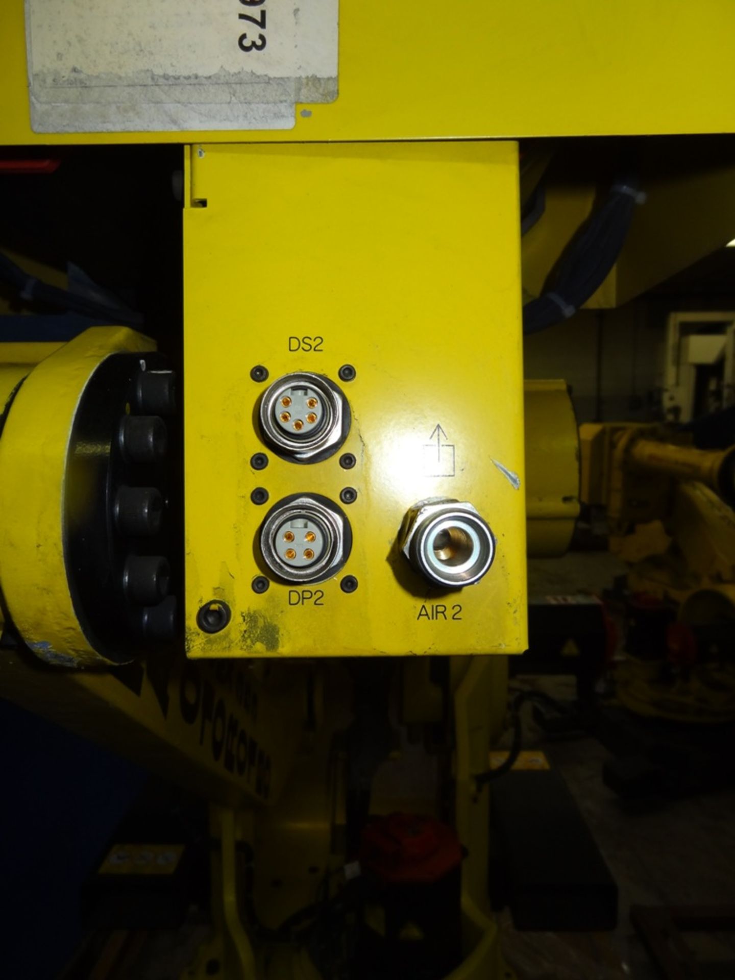 FANUC M-900iA/260L R-30iA, CABLES & TEACH PENDANT, SN 85576, YEAR 07/2007, HOURS 5379, LOCATION MI - Image 4 of 10