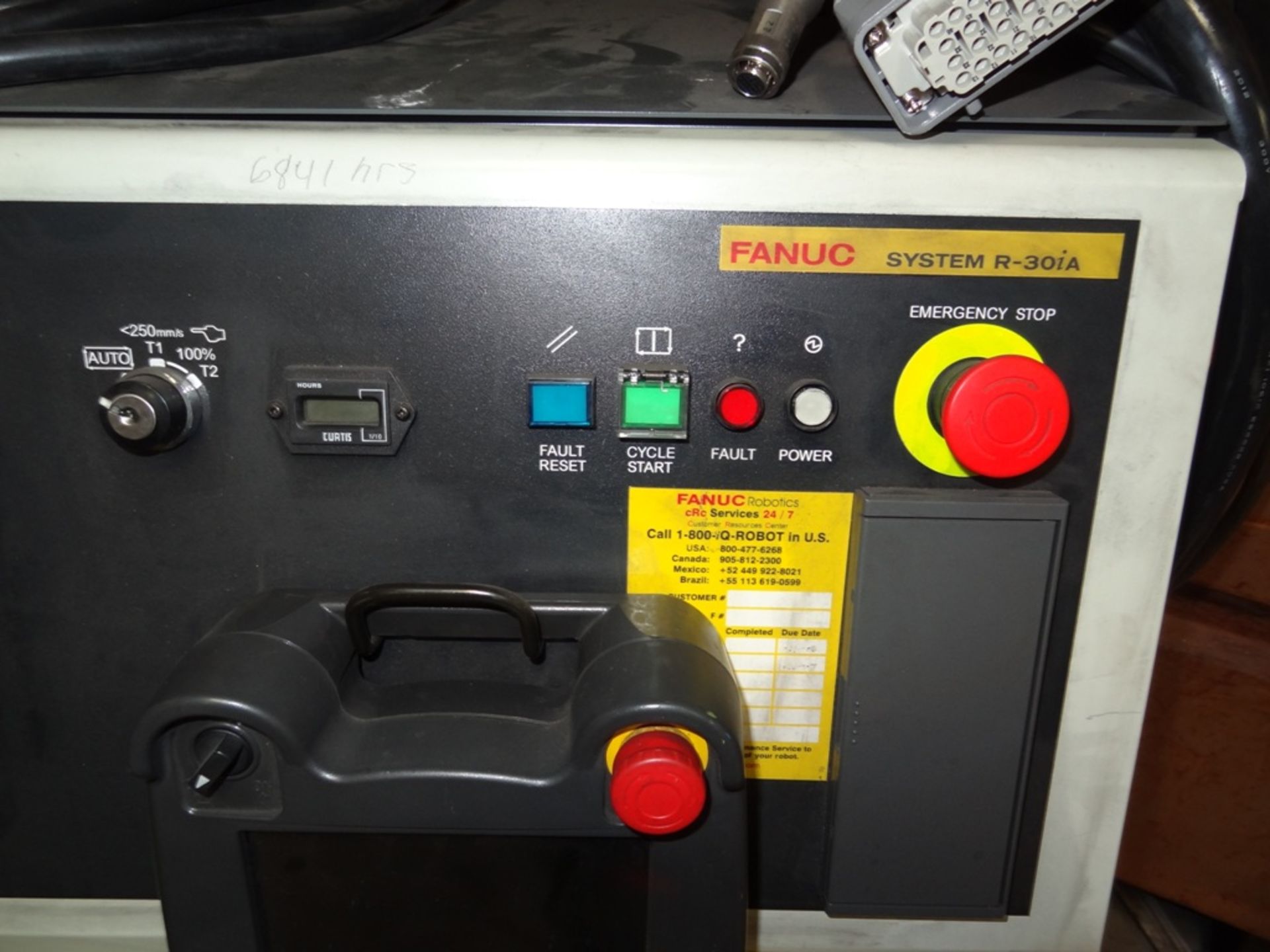 FANUC R2000iB/210F WITH R-30iA, CABLES, COLOR TEACH PEND, SN 127365, YEAR, HOURS 6841, LOCATION MI - Image 6 of 11