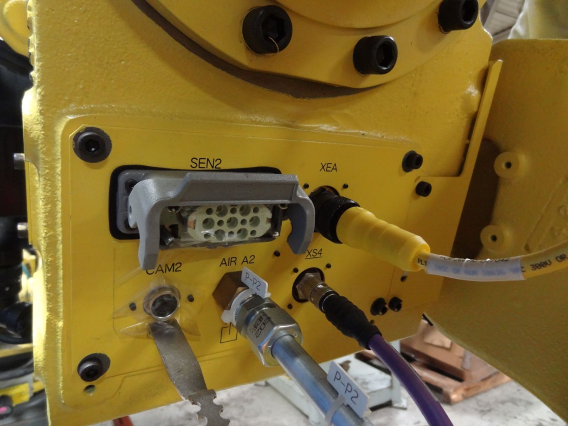 FANUC R2000iB/210F ROBOT WITH R30iA CONTROLLER, W/ VISION CON, SN F111075, YEAR 6/2011, LOCATION MI - Image 7 of 7