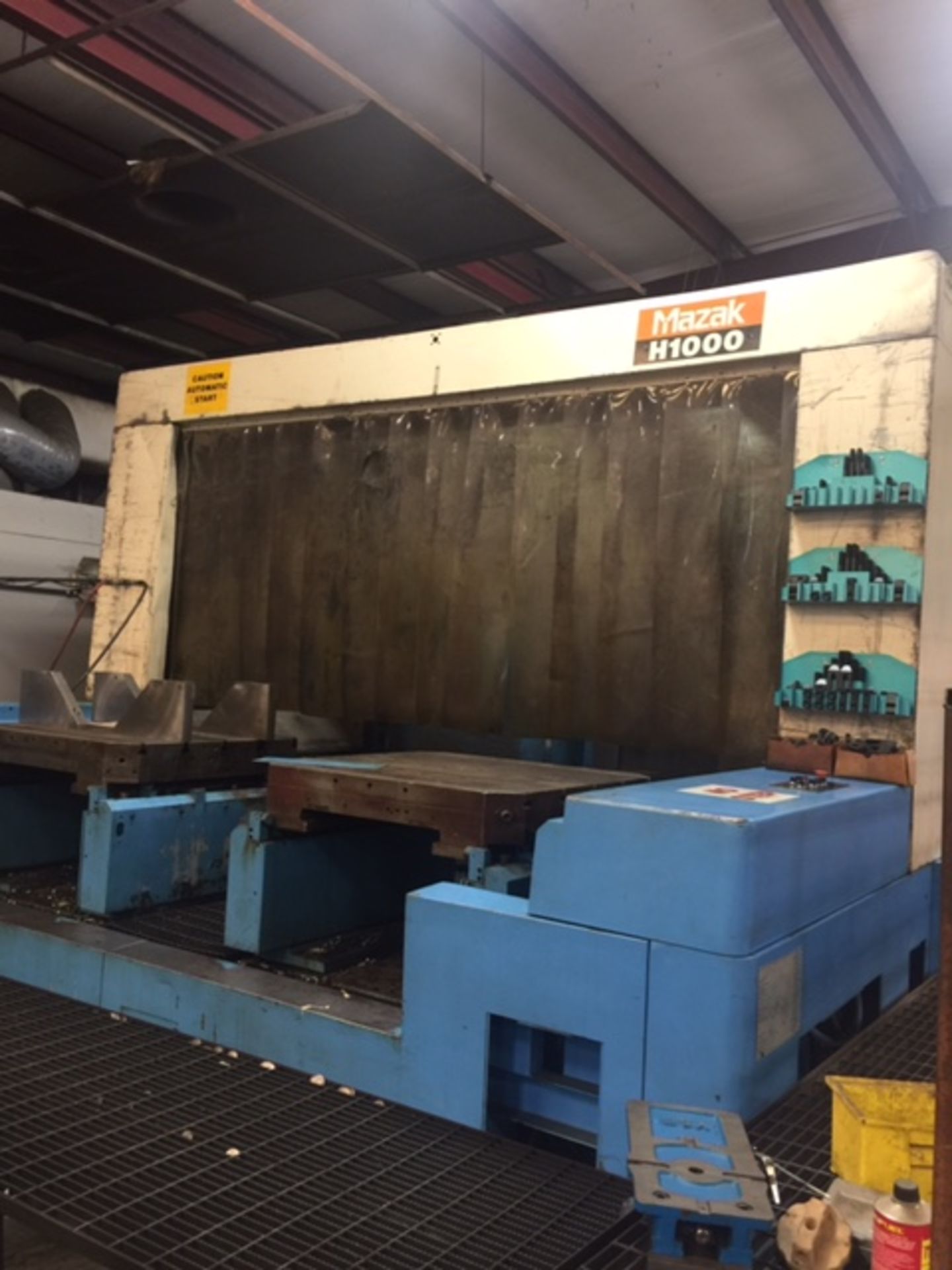 MAZAK H-1000 HMC WITH 2 EXTRA PALLETS, YEAR 1989, SN 78521, LOCATION LA, BUYER TO LOAD & SHIP - Image 2 of 5