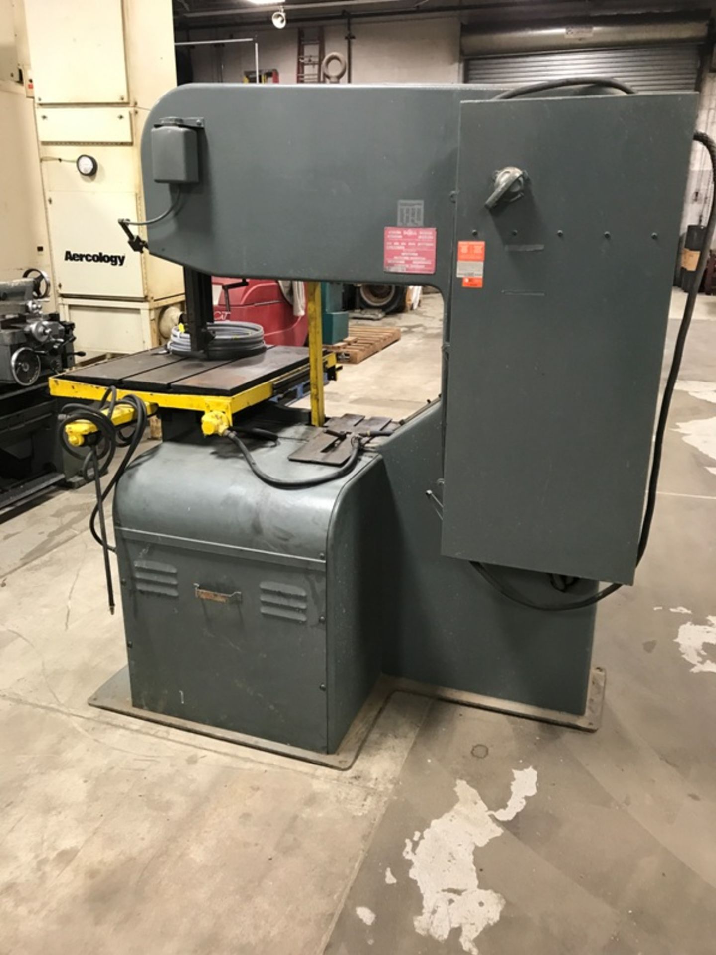 DOALL VERTICAL BAND SAW MODEL 3613-20, SN 399-79187, LOCATION MI - Image 2 of 4