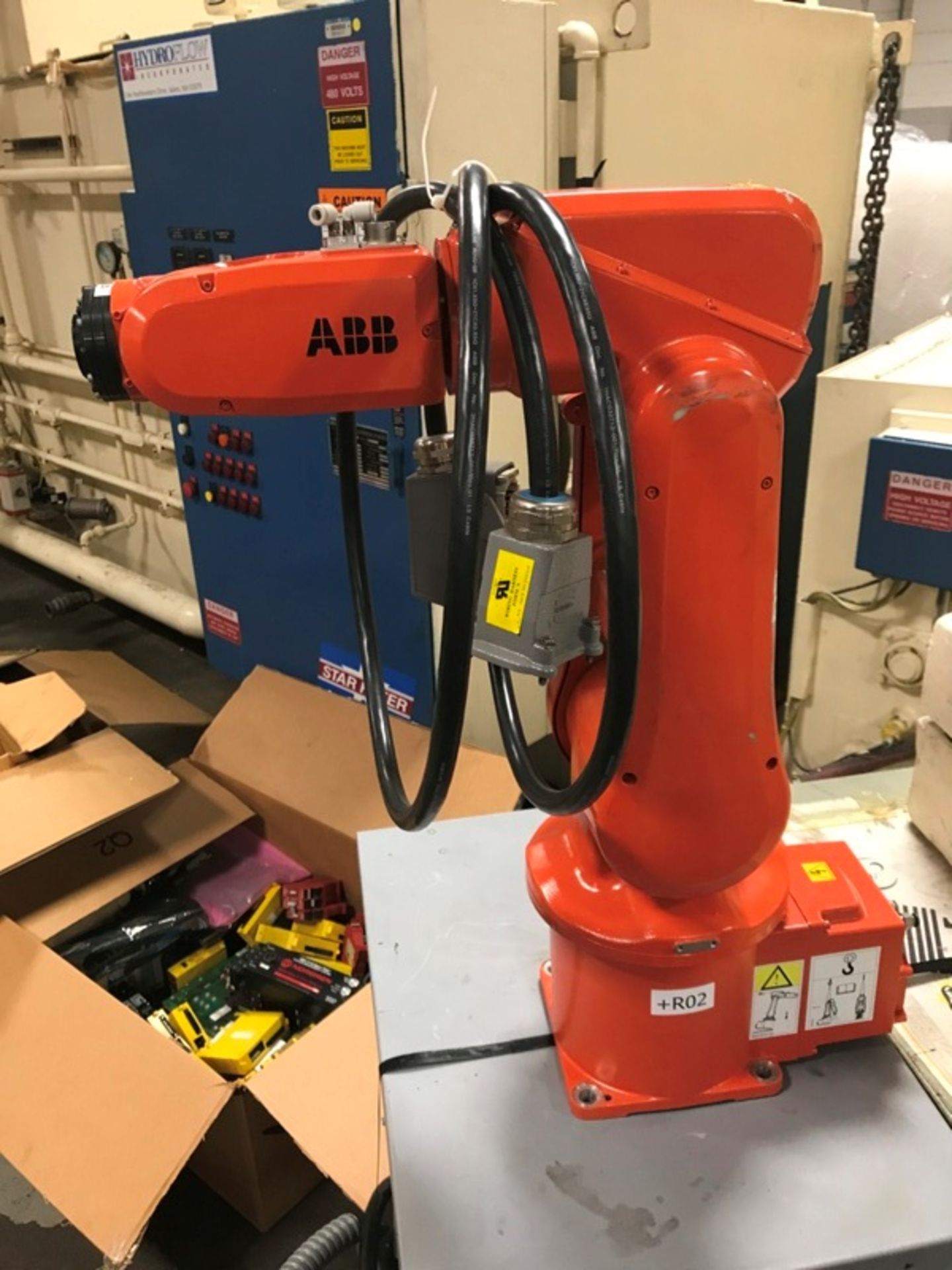 ABB IRB 120 6 AXIS CNC ROBOT WITH IRC5 CONTROLLER, SN 12-63123, YEAR 2010, LOCATION MI - Image 3 of 14