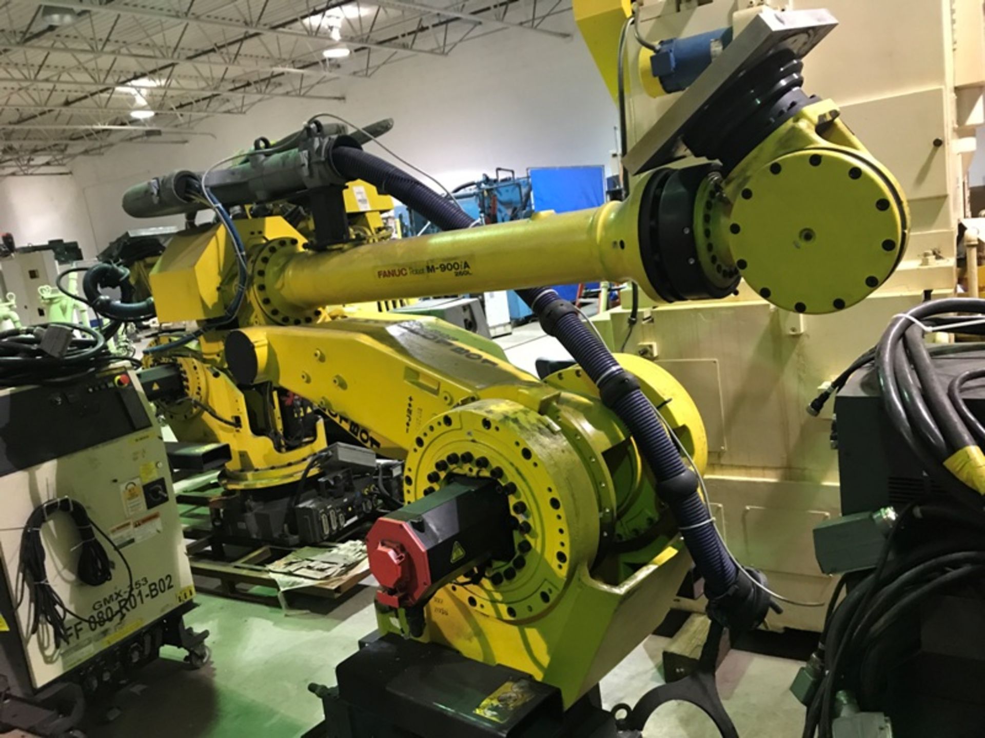 FANUC M900iA/260L 6 AXIS CNC ROBOT WITH R30iA CONTROLLER, SN F85571, LOCATION MI