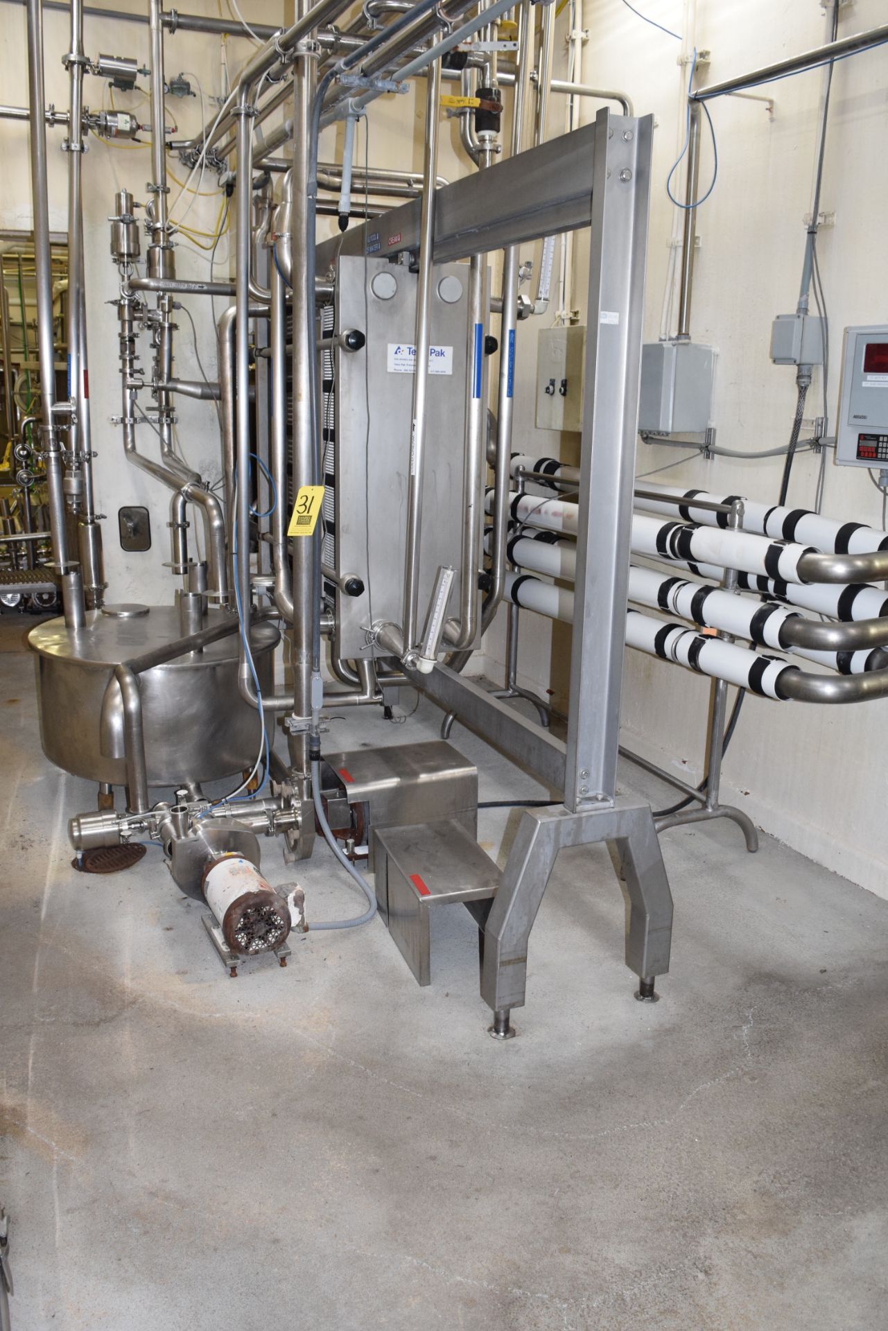 Tetra Pak 3,000 GPH, Pasteurization System with Plate Heat Exchanger, Model: CLIP 8, SN: 30102- - Image 2 of 4