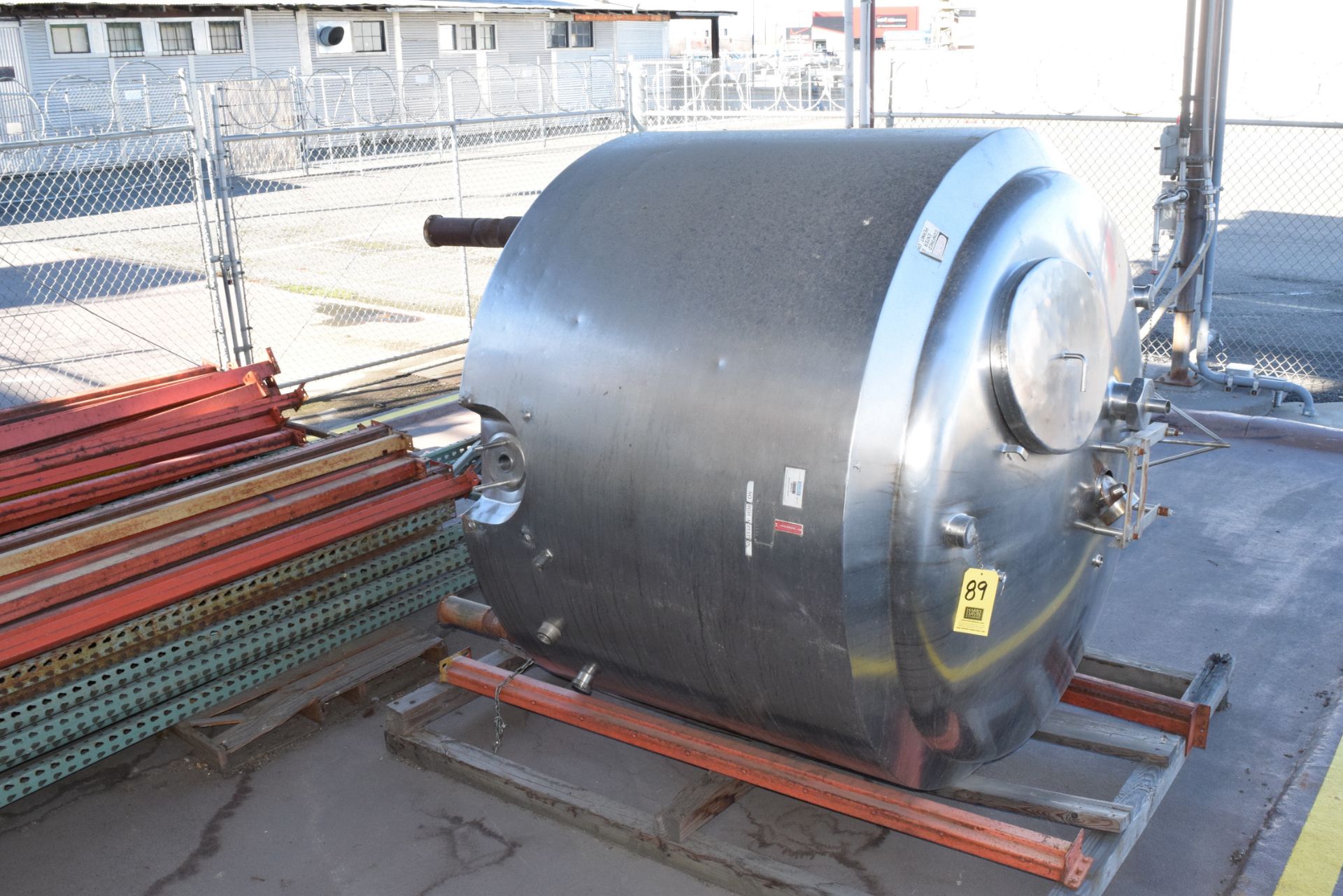 Crepaco 600 Gallon S/S Dome Top Processor, SN: 8393, with Agitation, Baffle and Spray Ball **Rigging