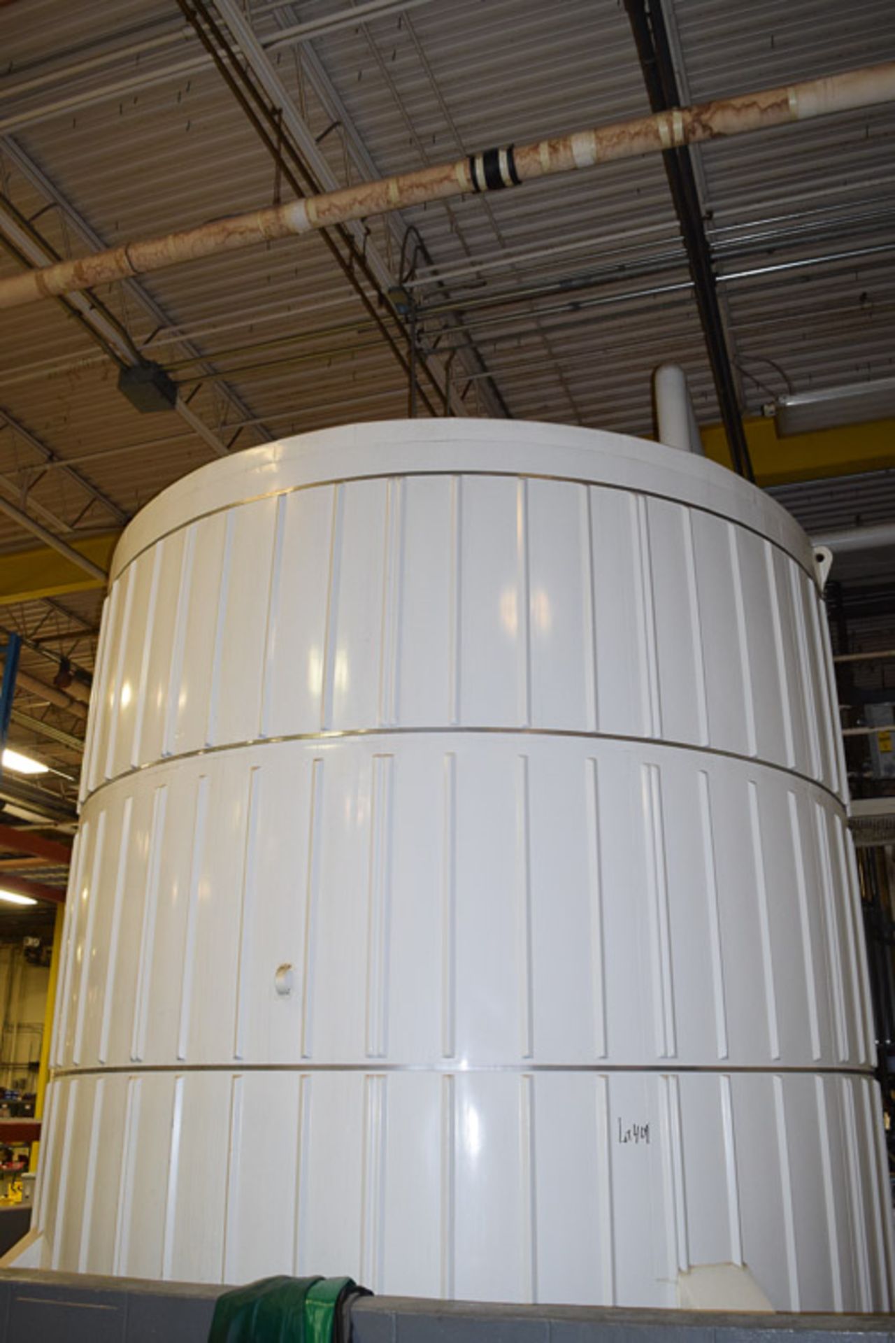 10,000 Gallon Vertical Oil Storage Tank **Rigging Fee** See HDC