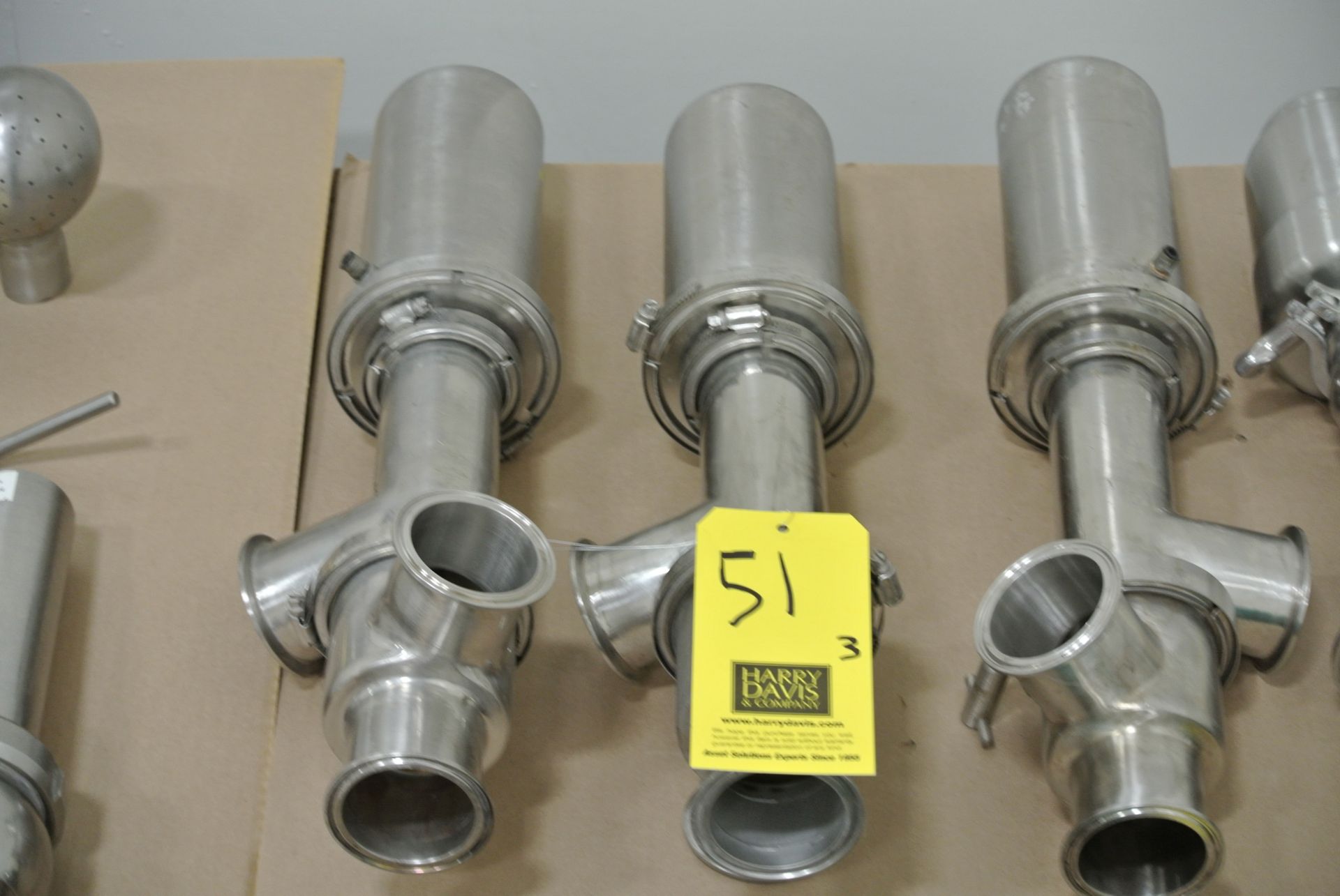 2.5" 3-Way S/S Air Valves Rigging Fee $ 15