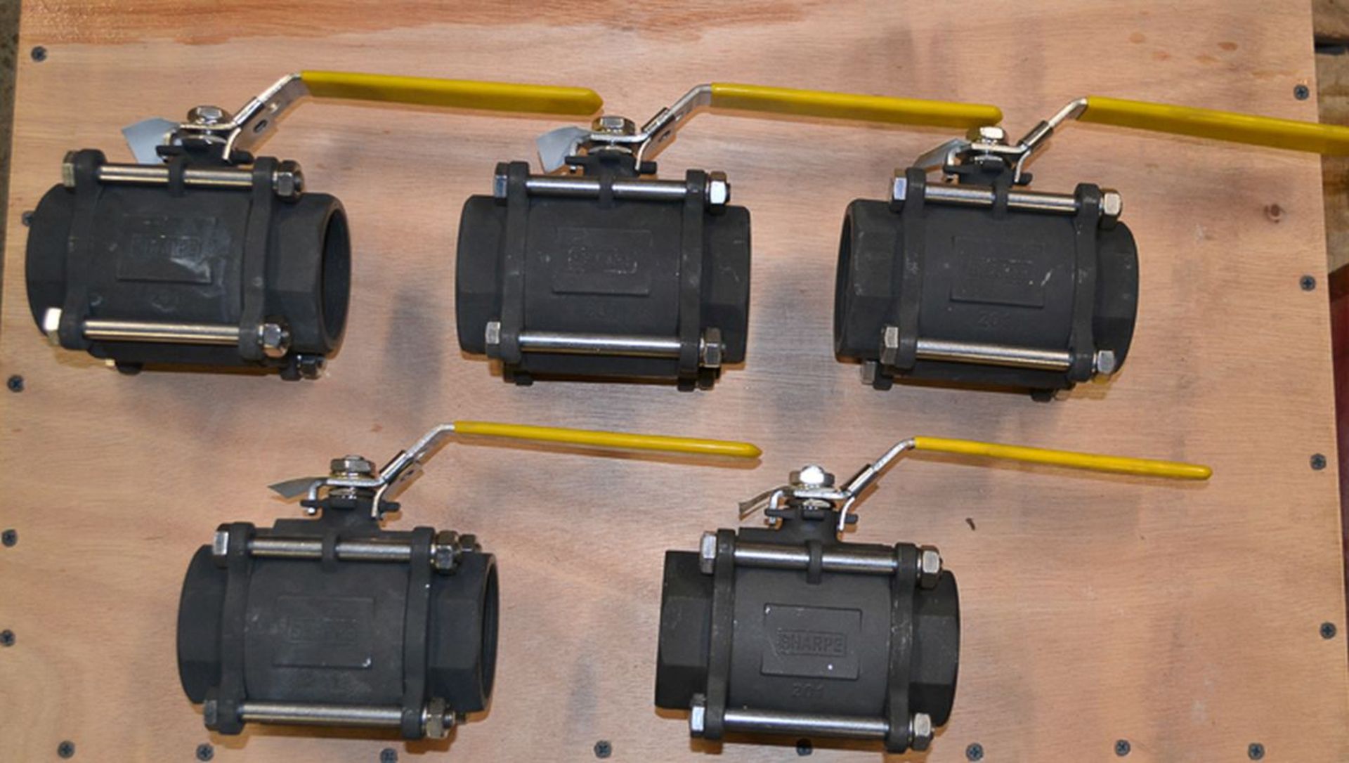 (17) NEW Steel In-Line Ball Valves, (1) 1/2", (7) 3/4", (4) 1", and (5) 2" (DEERFIELD)