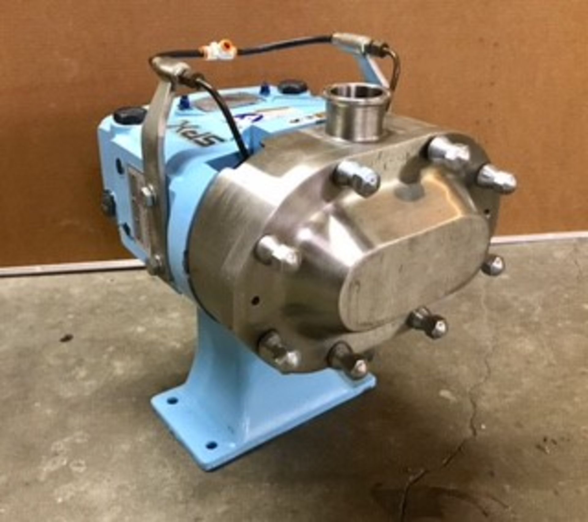 SPX Waukesha Cherry-Burrell Positive Displacement Pump Head, Model: 030 U2, SN: 1000002849090,