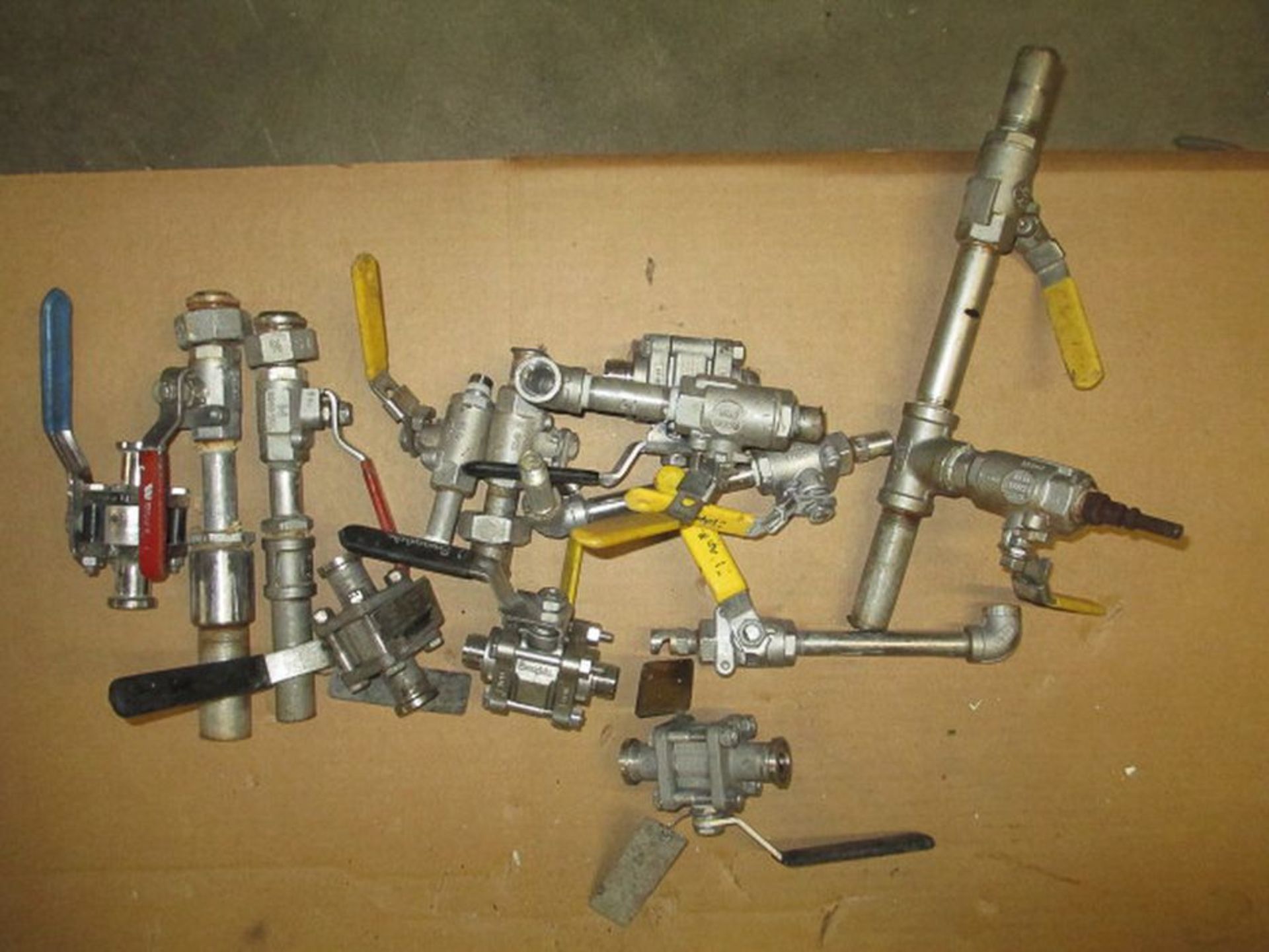 (4) 2" S/S Ball Valves: (2) 1" S/S GlobeValves ; (10) 1" S/S Ball Valves, (3) NEW S/S Ball Valves - Image 14 of 14