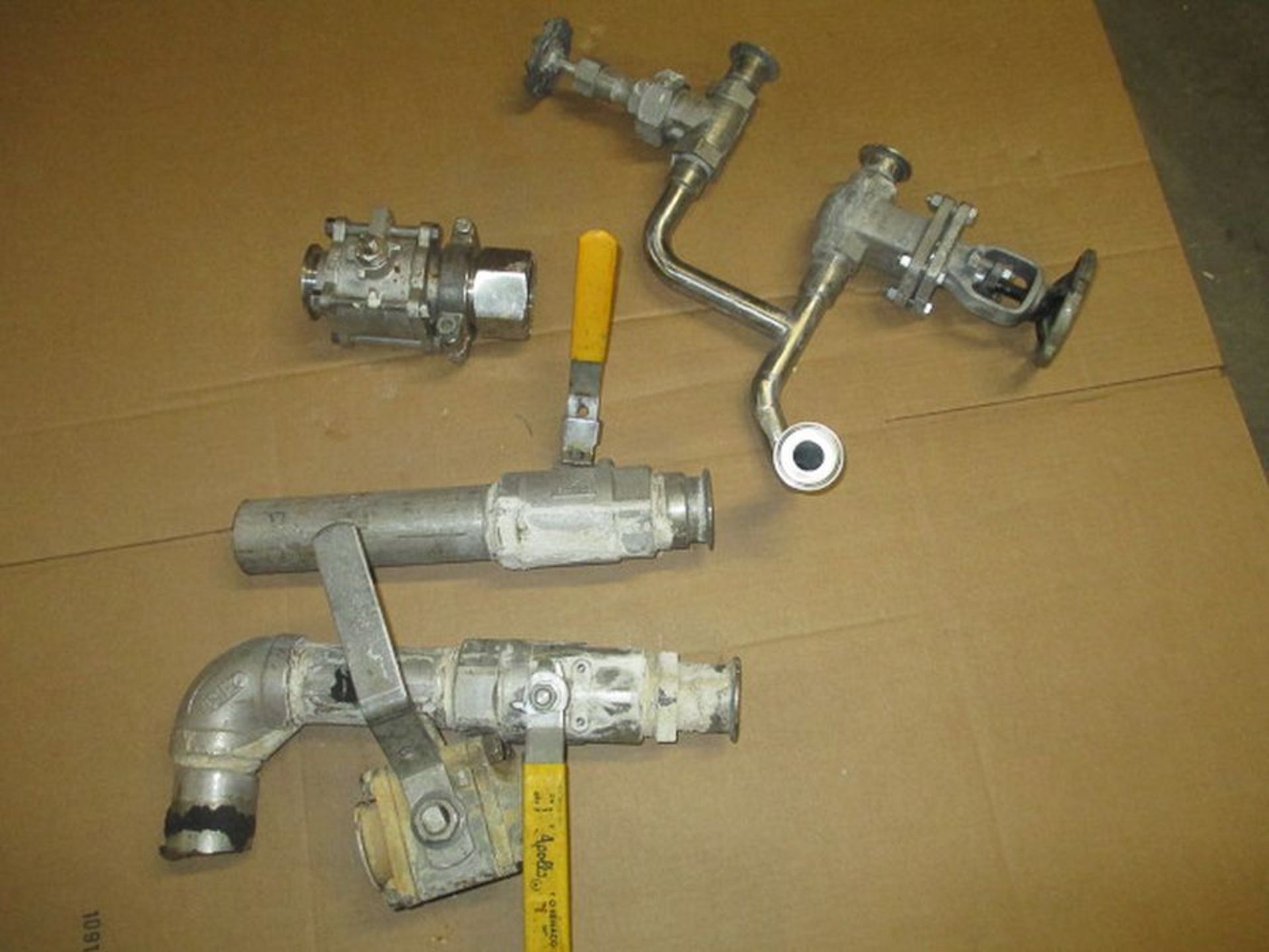 (4) 2" S/S Ball Valves: (2) 1" S/S GlobeValves ; (10) 1" S/S Ball Valves, (3) NEW S/S Ball Valves