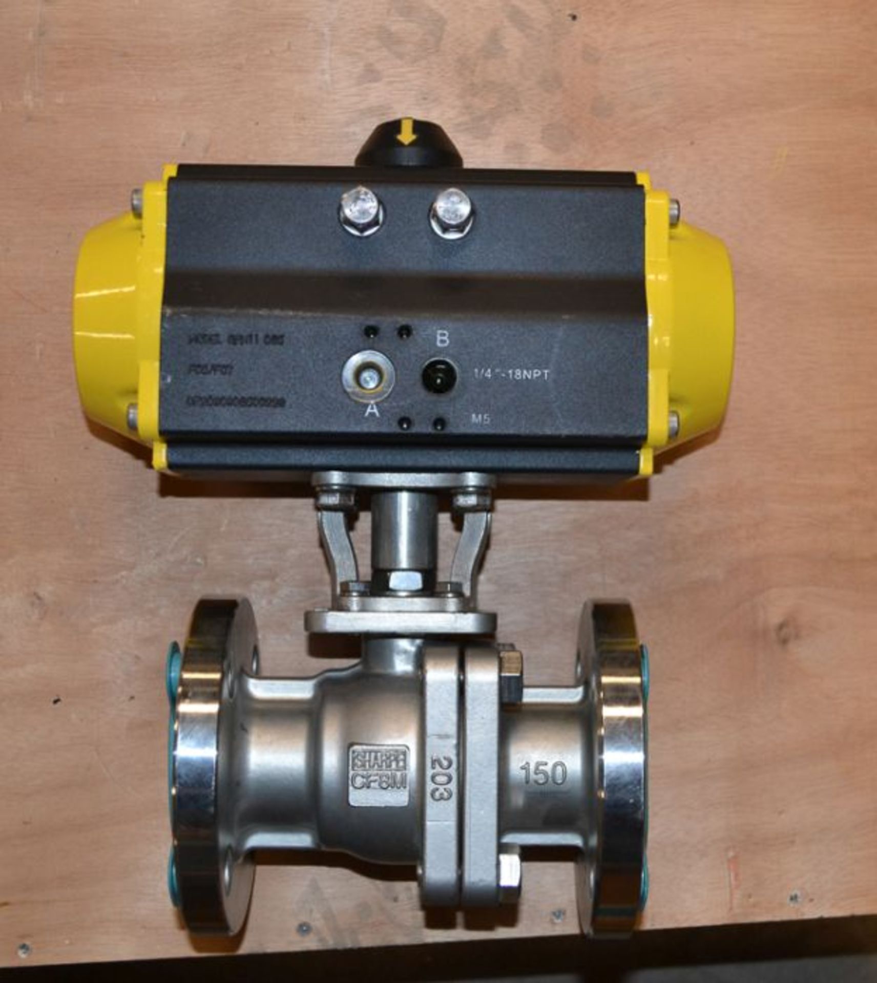 (3) Unused S/S In-Line 1-1/2" Flanged Ball Valves with Actuators and NEW 1-1/2" S/S Ball Valves- - Image 2 of 5