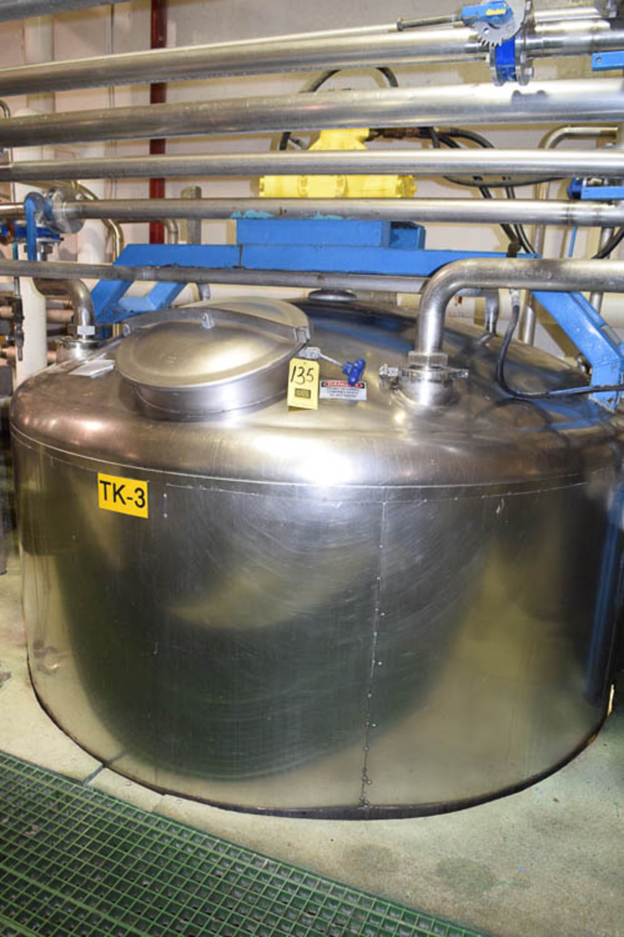 Walker 5,000 Gallon S/S Dome Top, Jacketed Processor Tank