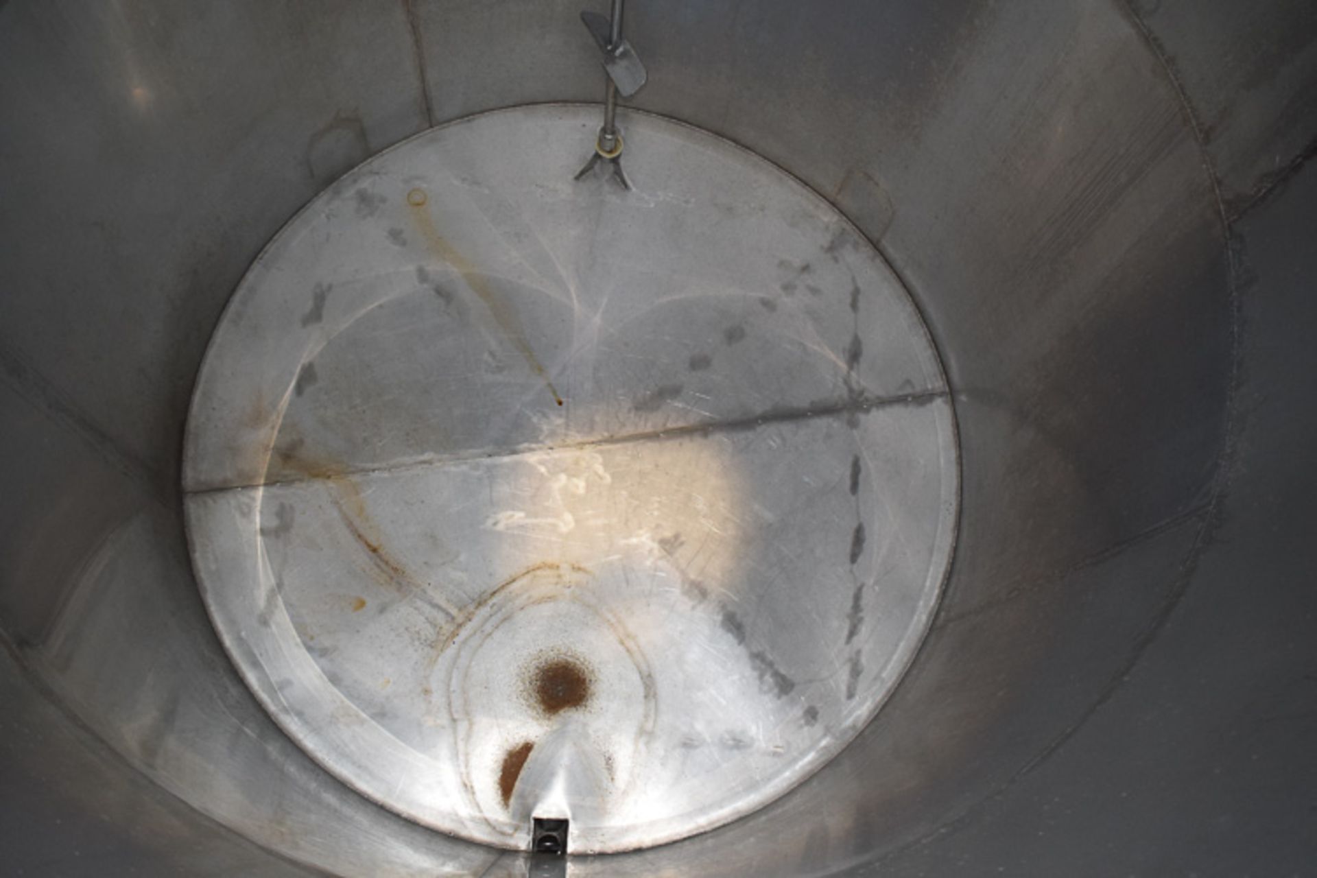 5,000 Gallon S/S Vertical Tank with Agitator *Removal Fee $750 - Image 2 of 2