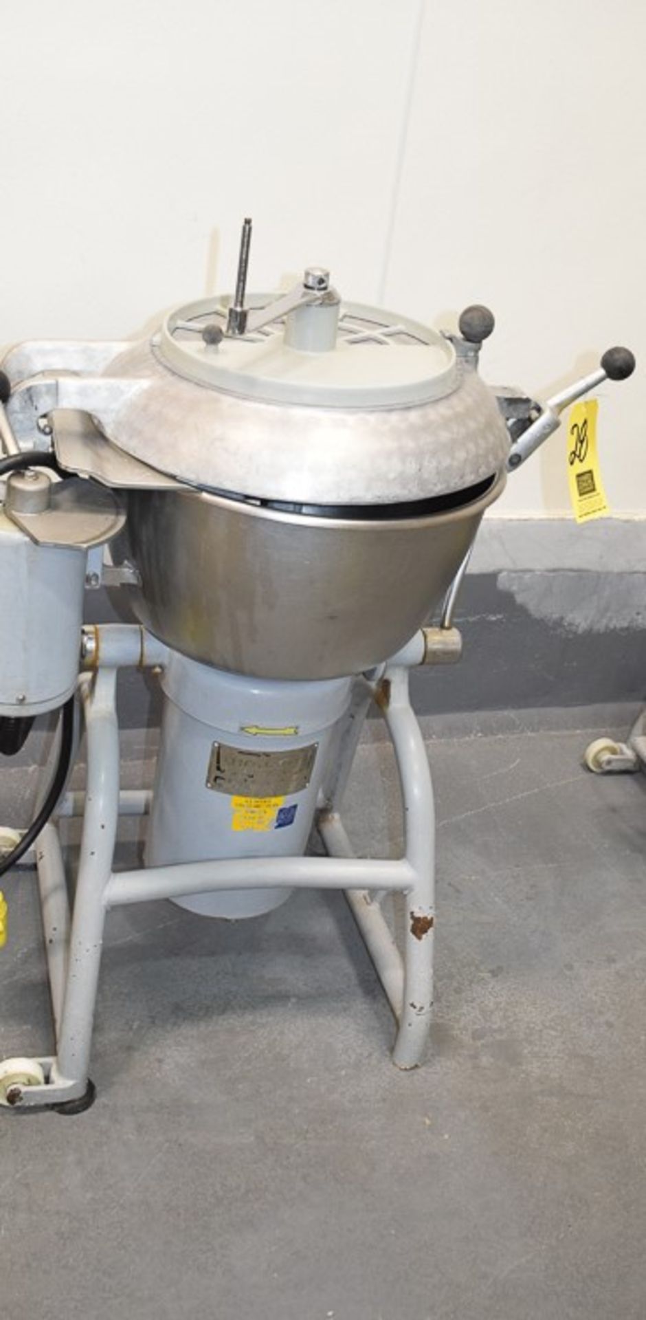 Hobart Vertical Bowl Chopper, Model: VCM 40, Rigging Fee: Please Contact US Rigging 920-655-2767 - Image 2 of 2