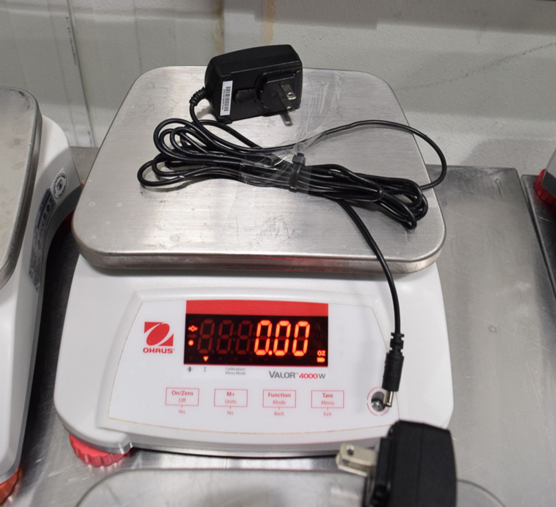 Ohaus Digital Scale, Model: Valor 4000W, Rigging Fee: Please Contact US Rigging 920-655-2767