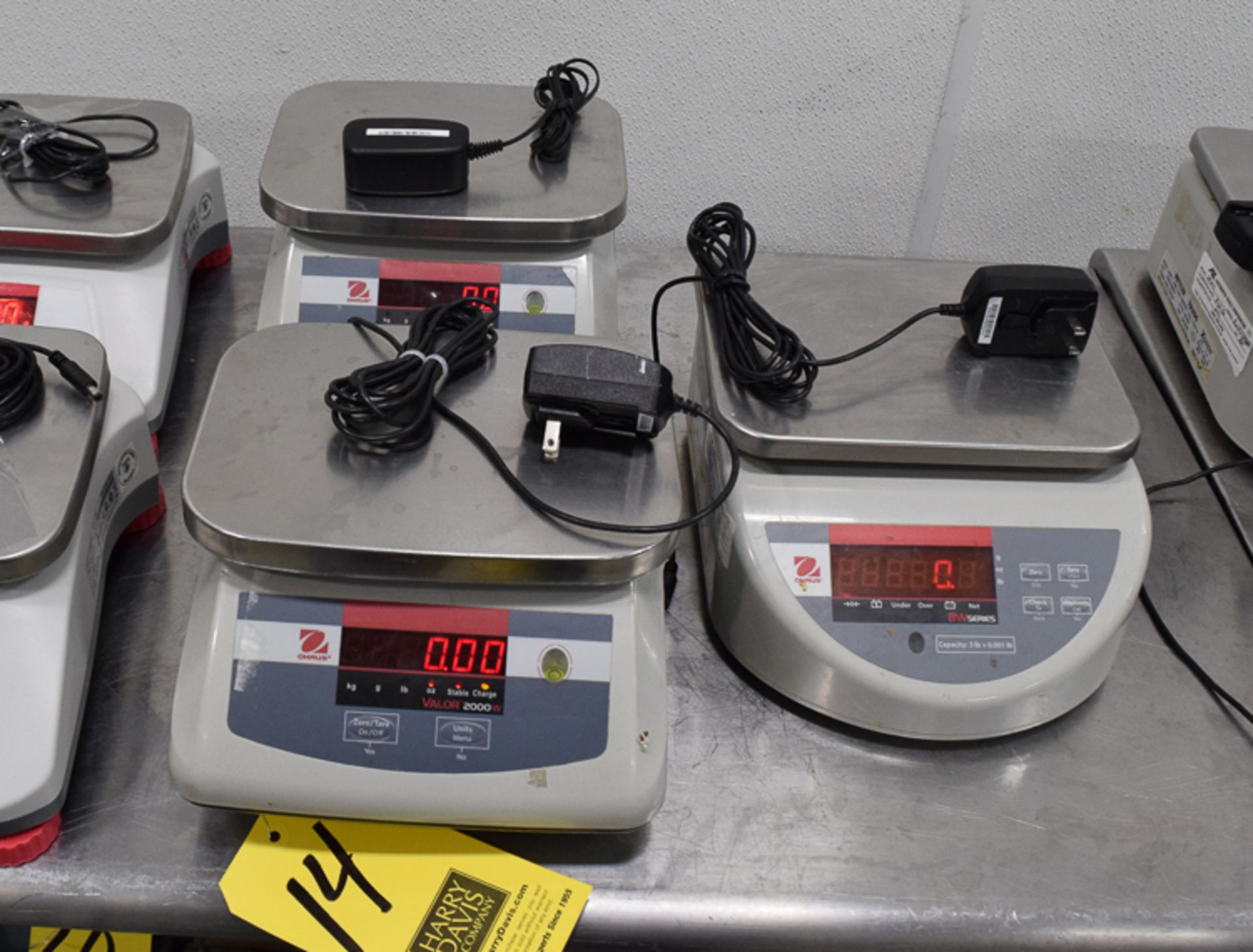 Ohaus Digital Scales, Model: Valor 2000W, and BW Series, Rigging Fee: Please Contact US Rigging