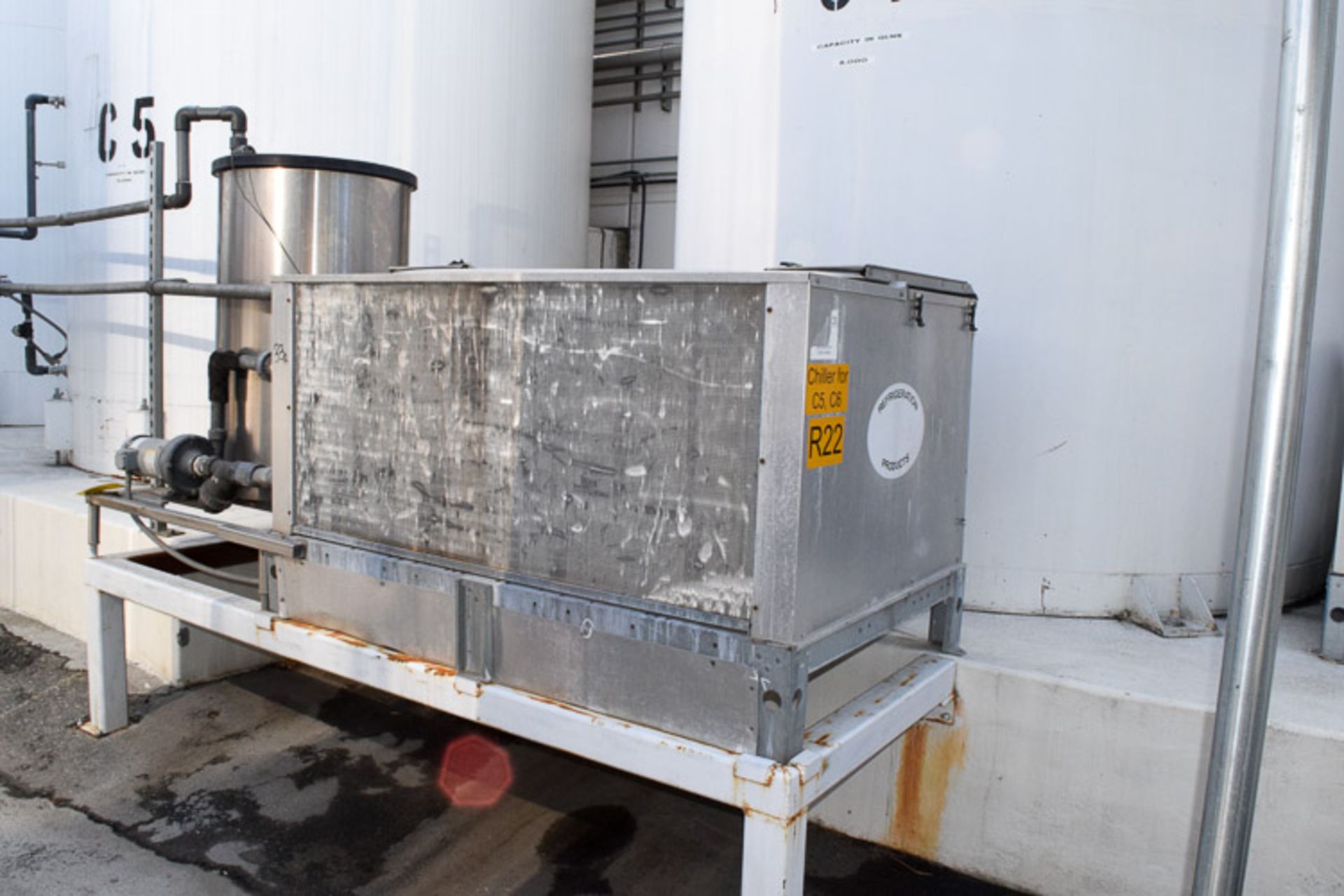 Trenton Water Chiller with S/S Tank, Pump, and Copeland Freon Compressor [Used for Silos from Lot 32