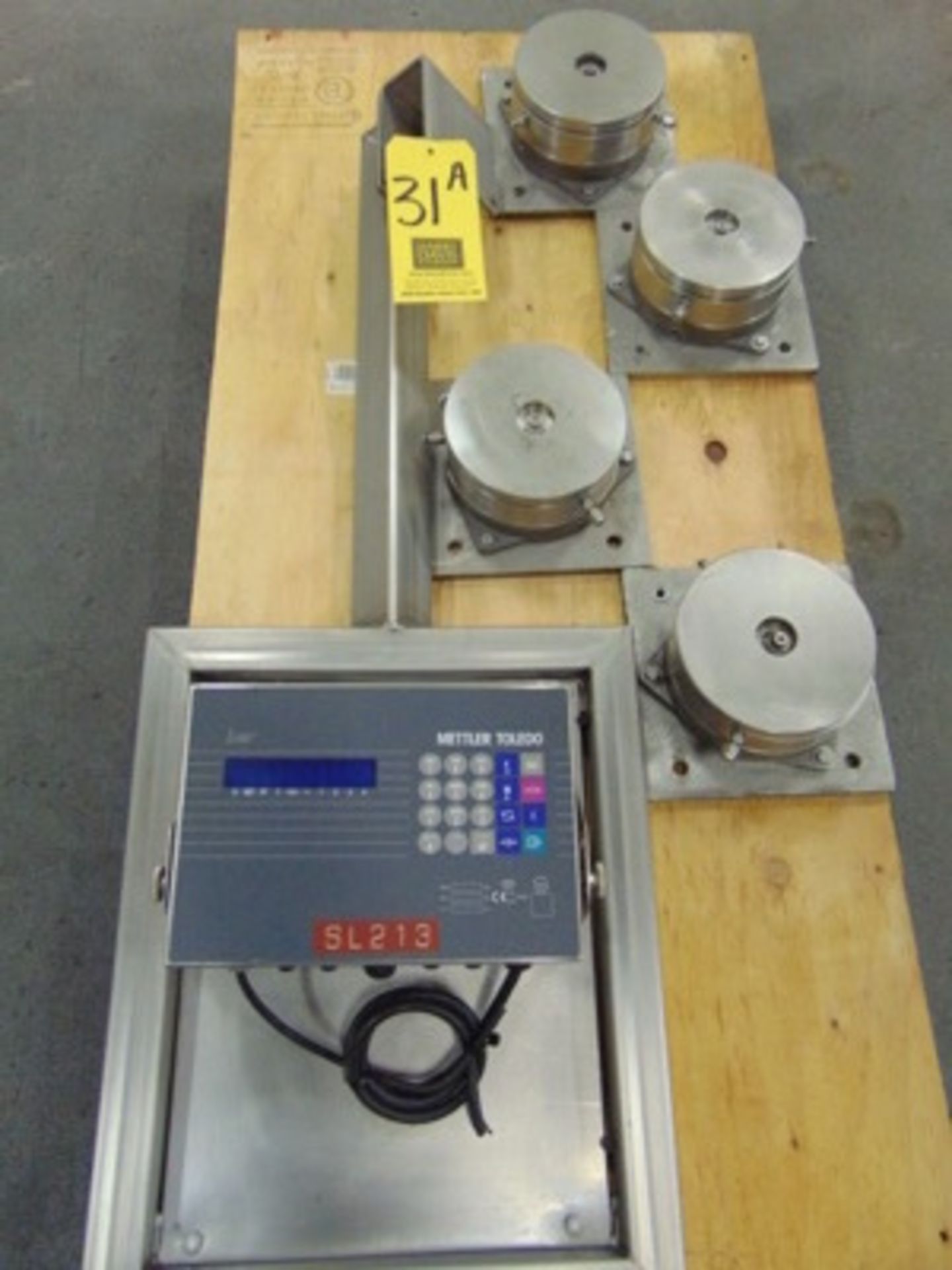 Mettler Toledo S/S Tank Load Cells 16,000lb. Cap. - Rigging Fee $ Please contact the Rigger