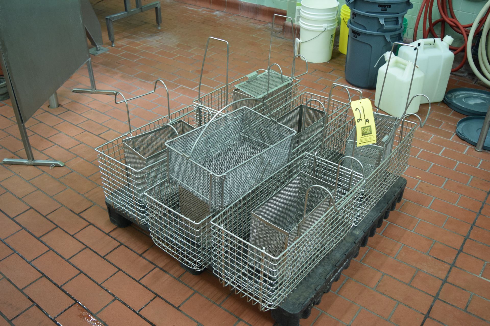 S/S Wash Baskets - Rigging Fee: $ Please Contact Rigger for Pricing