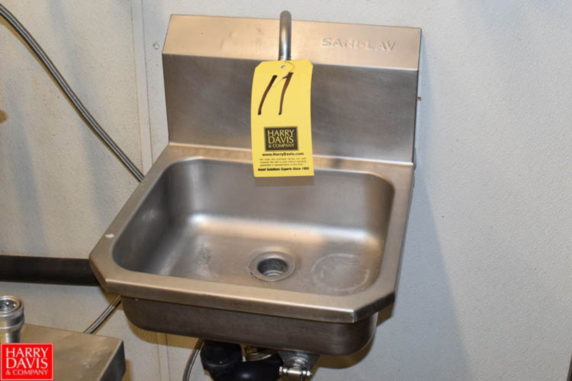 Sani-Lav S/S Wash Sink- Rigging Fee: $50