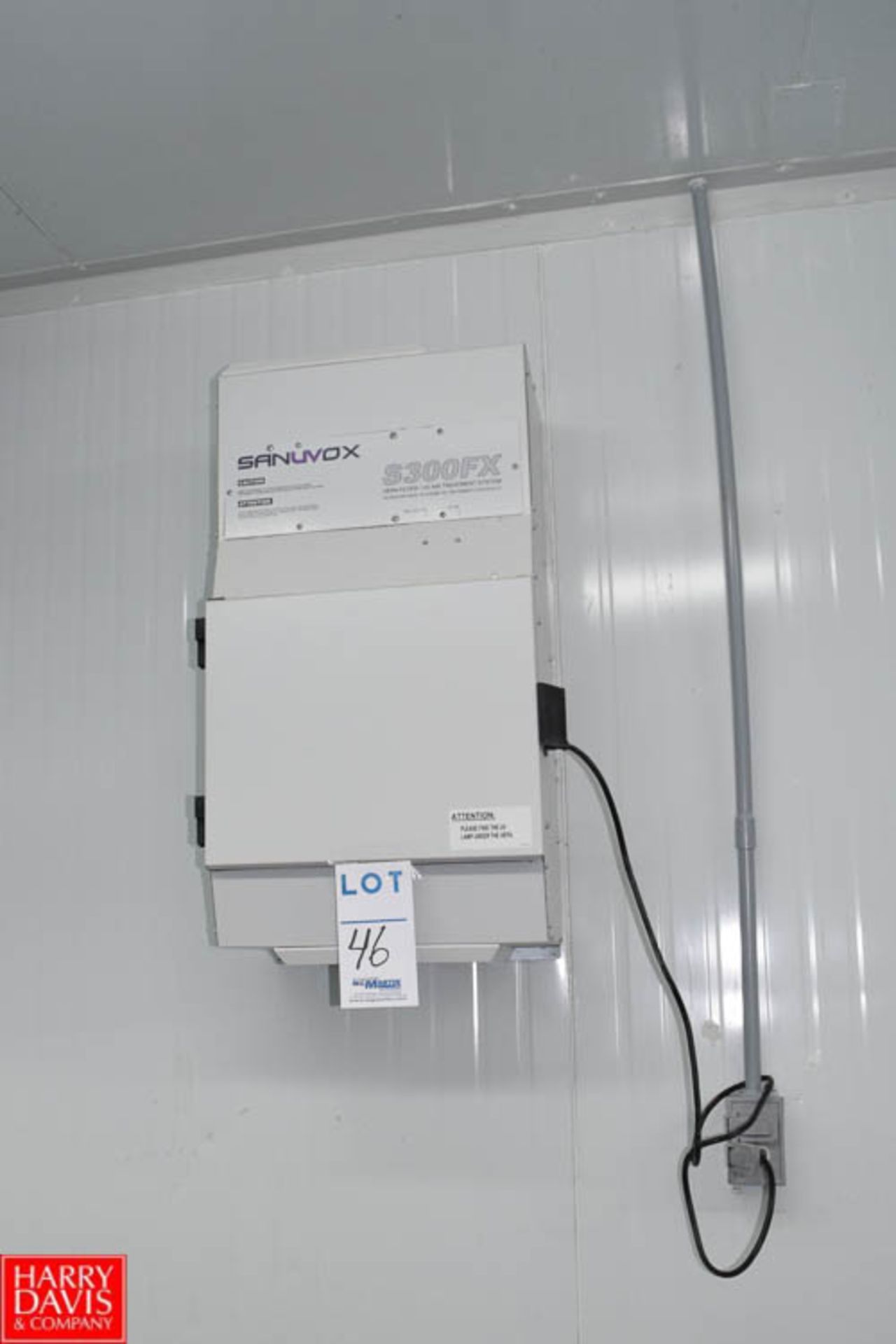 Sanuvox HEPA Filter and UV Treatment System, Model 5300FX-GX