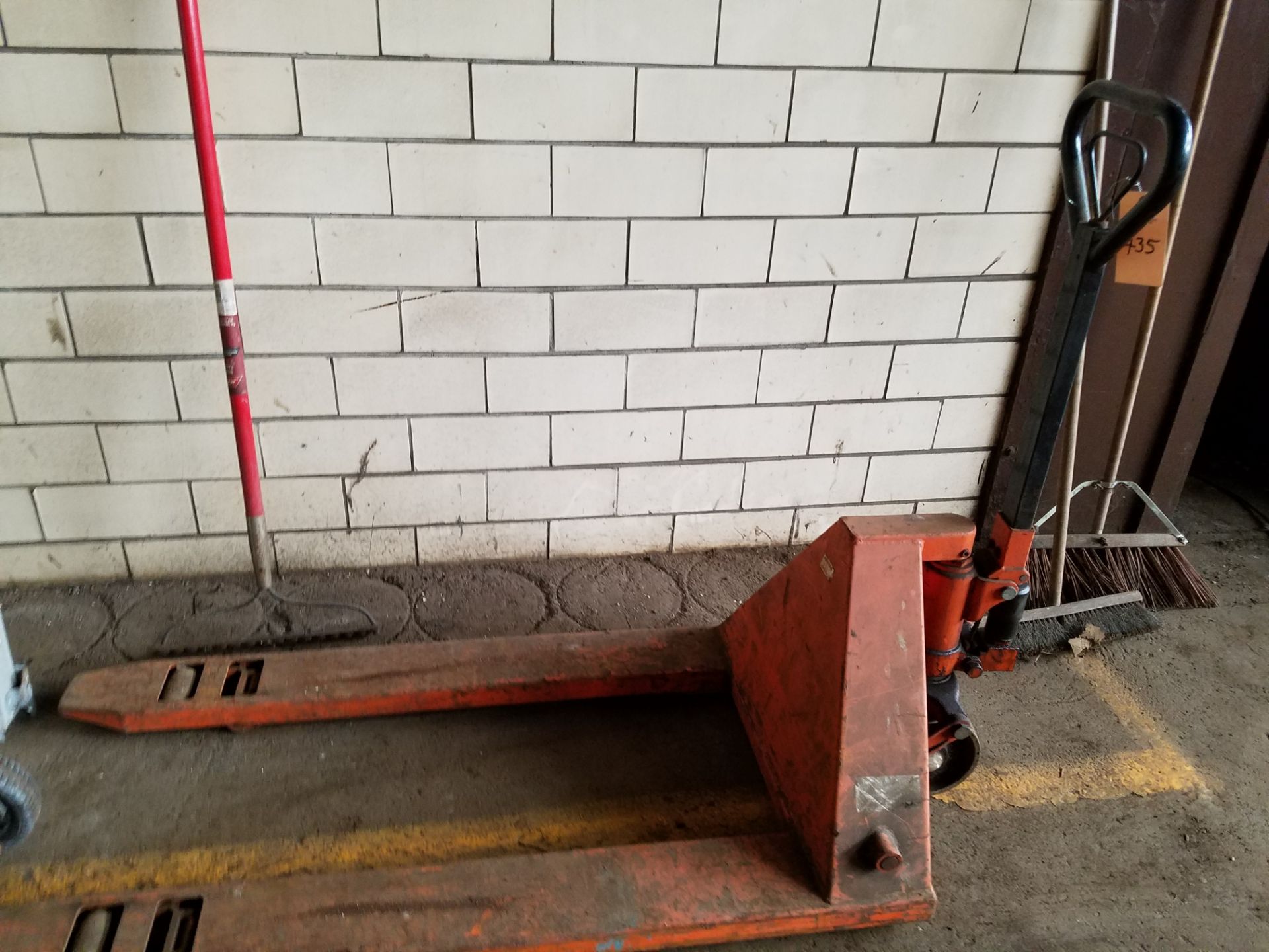 PALLET JACK 5500 LB