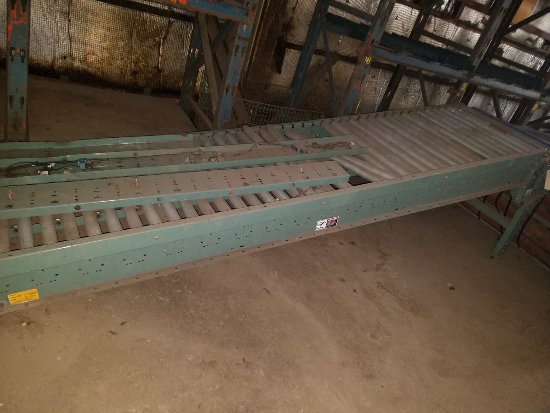 HYTROL CONVEYOR TABLE 36"X 300" - Image 3 of 3