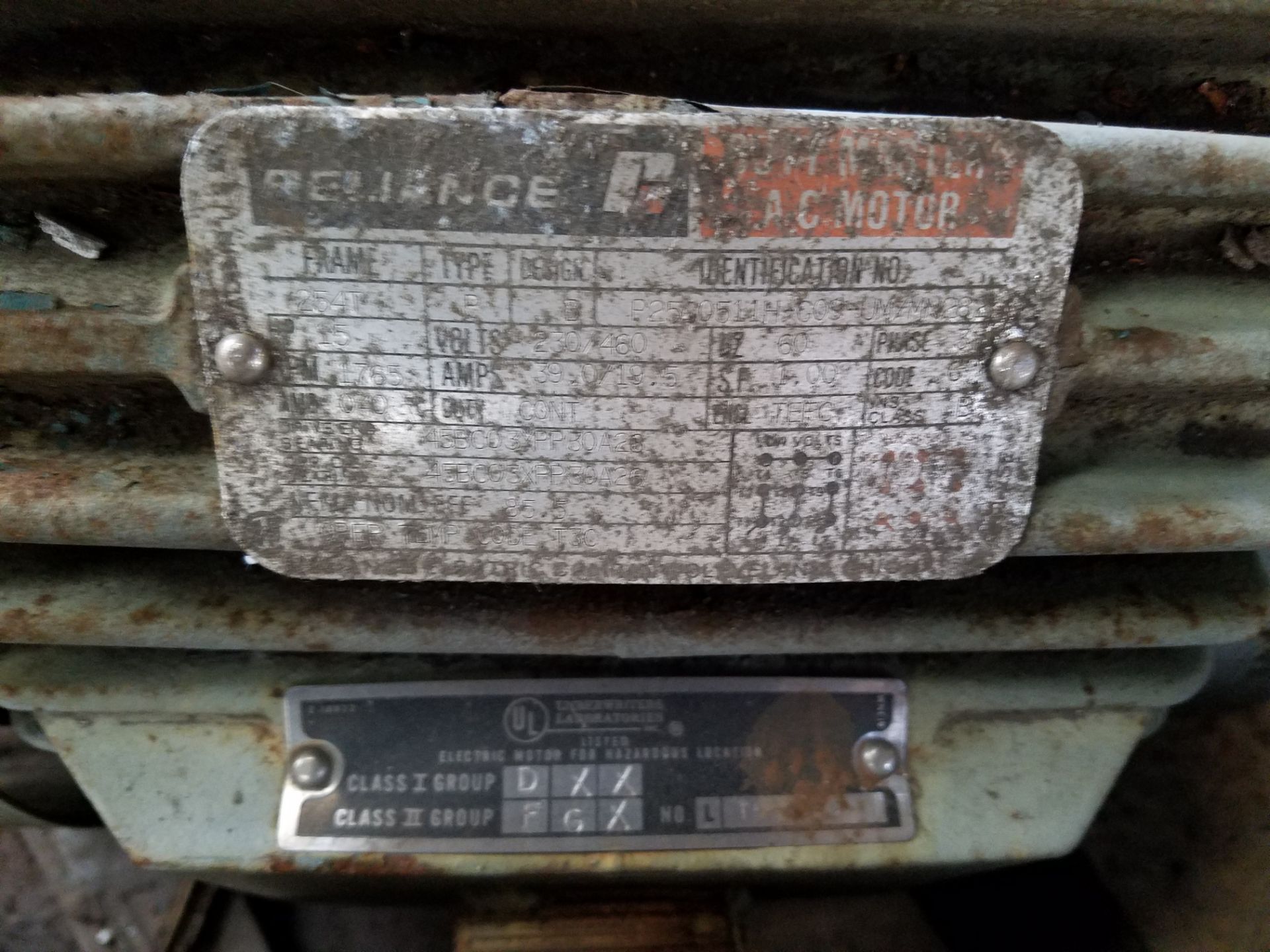 2 RELIANCE 15HP MOTORS & BALDOR 3HP ELEC MOTOR - Image 2 of 3