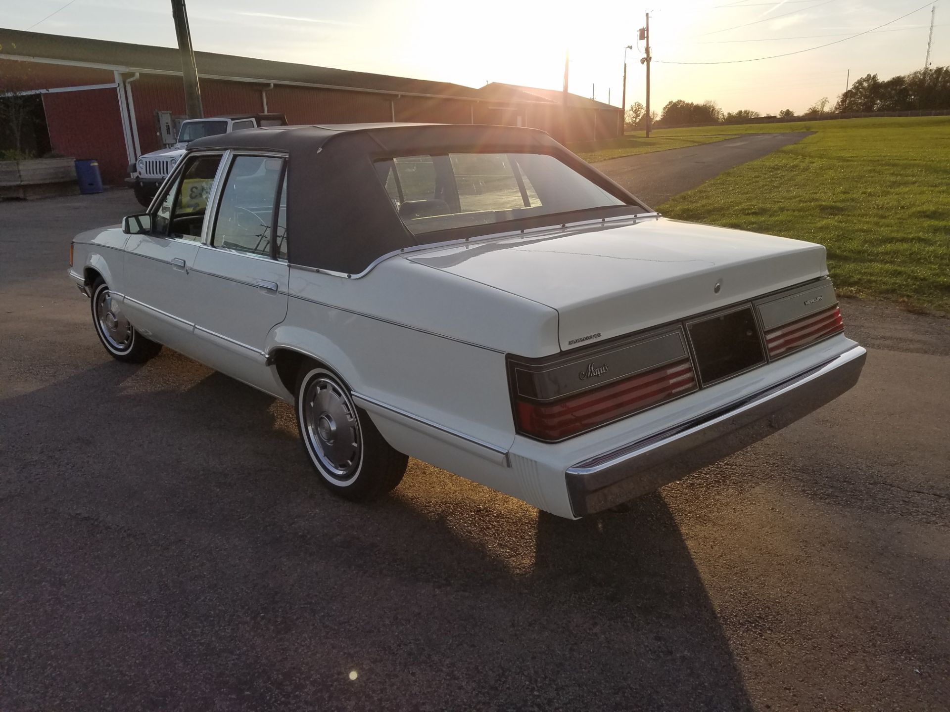 1983 Mercury 4 door sedan - Image 5 of 7