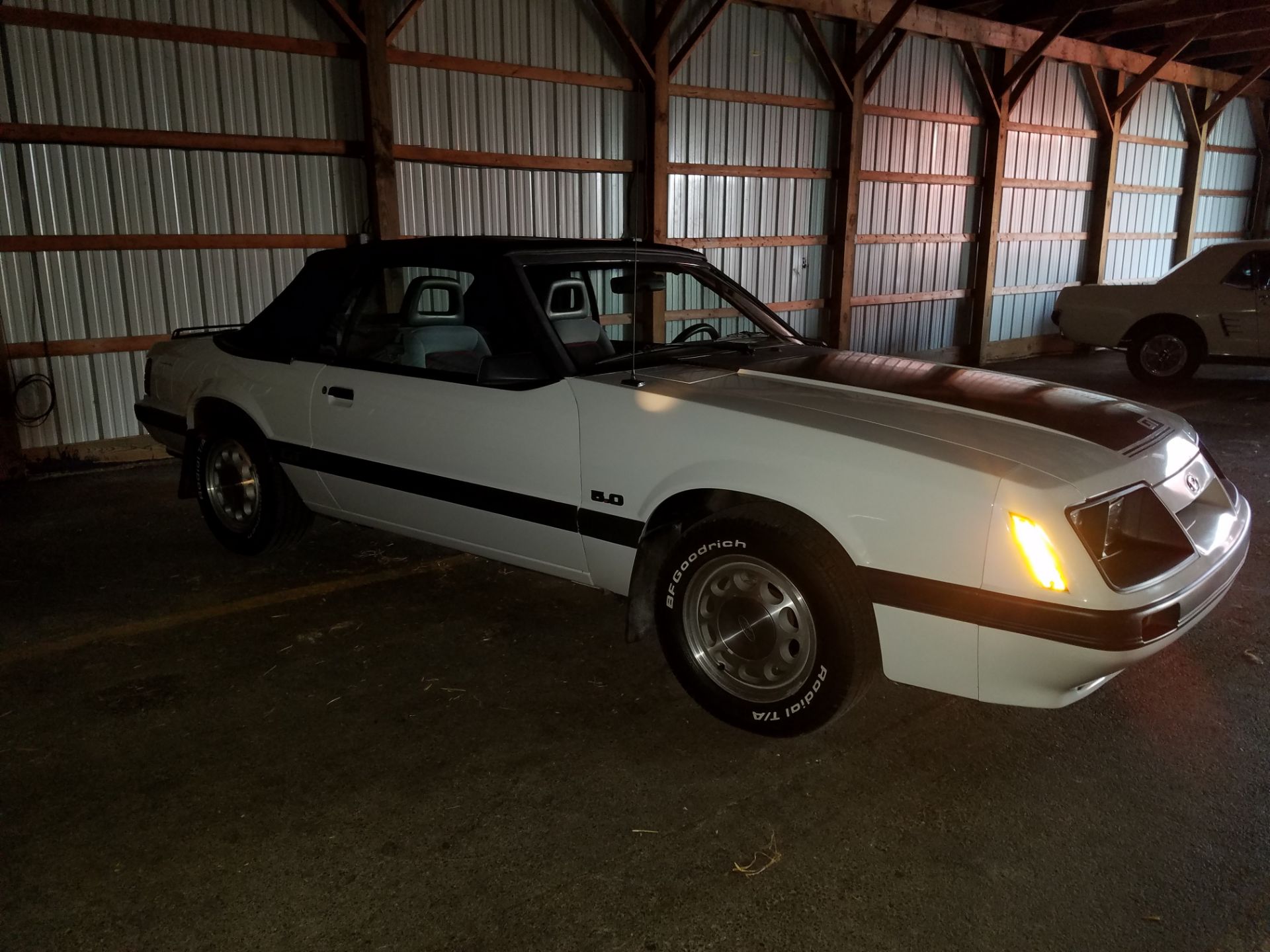 1986 Ford Mustang GT convertible - Image 3 of 6