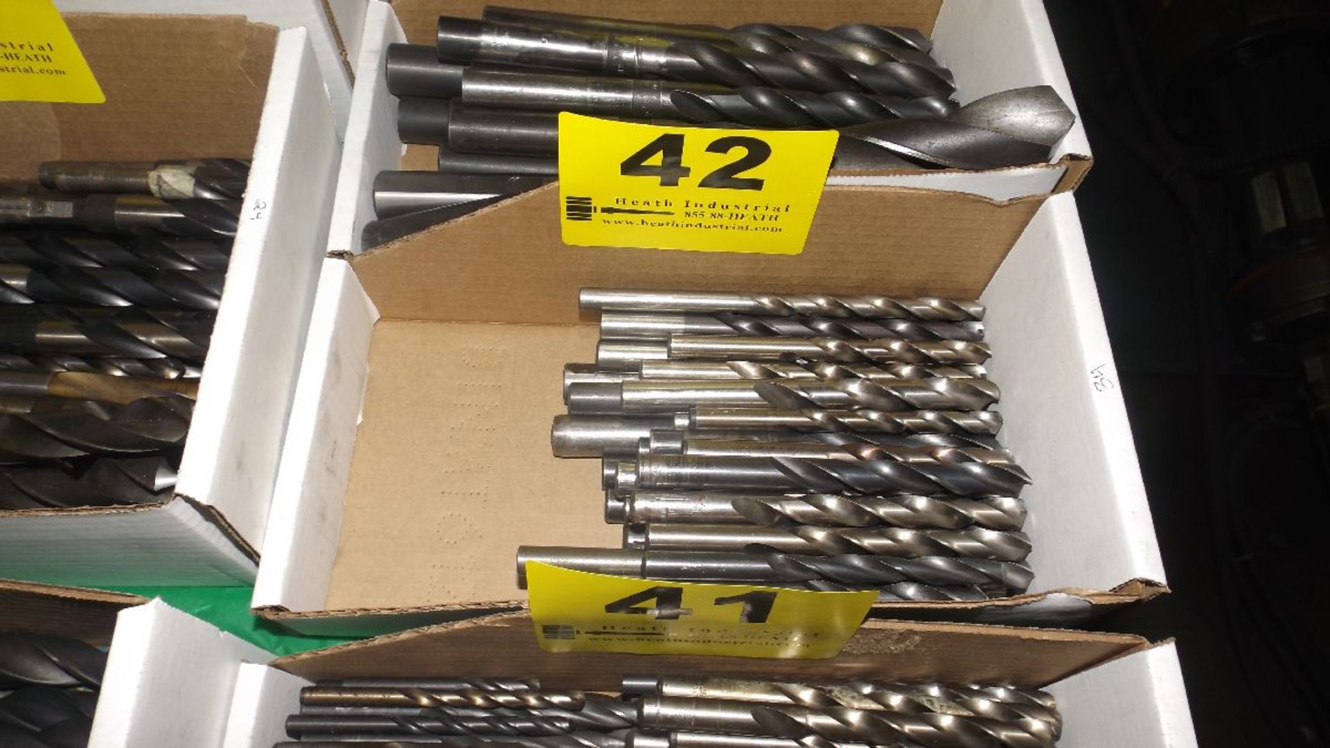 (34) ASSORTED STRAIGHT SHANK DRILL BITS