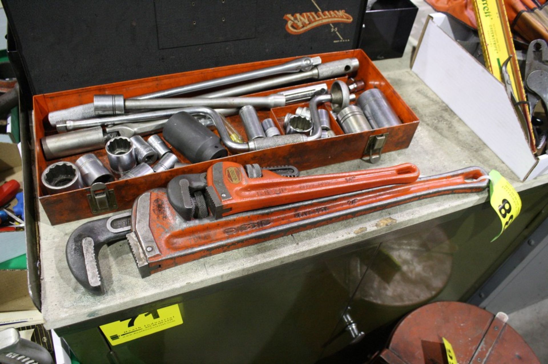 (2) RIDGID HEAVY DUTY PIPE WRENCHES: (1) 24'' AND (1) 14''