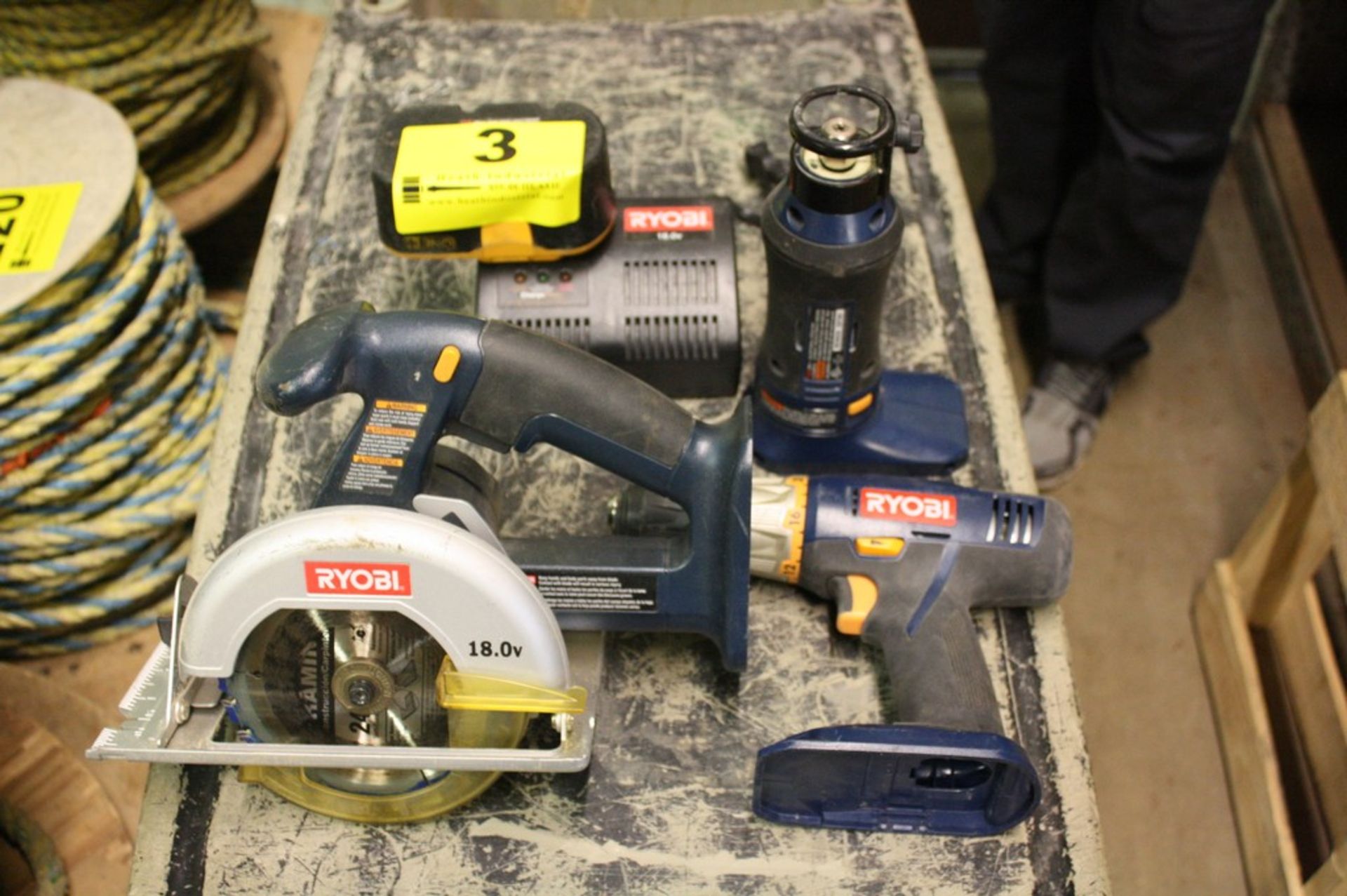 LOT RYOBI MODEL P501, 5 1/2'' CORDLESS CIRCULAR SAW, MODEL P530 CORDLESS ROTARTY CUTTER, MODEL