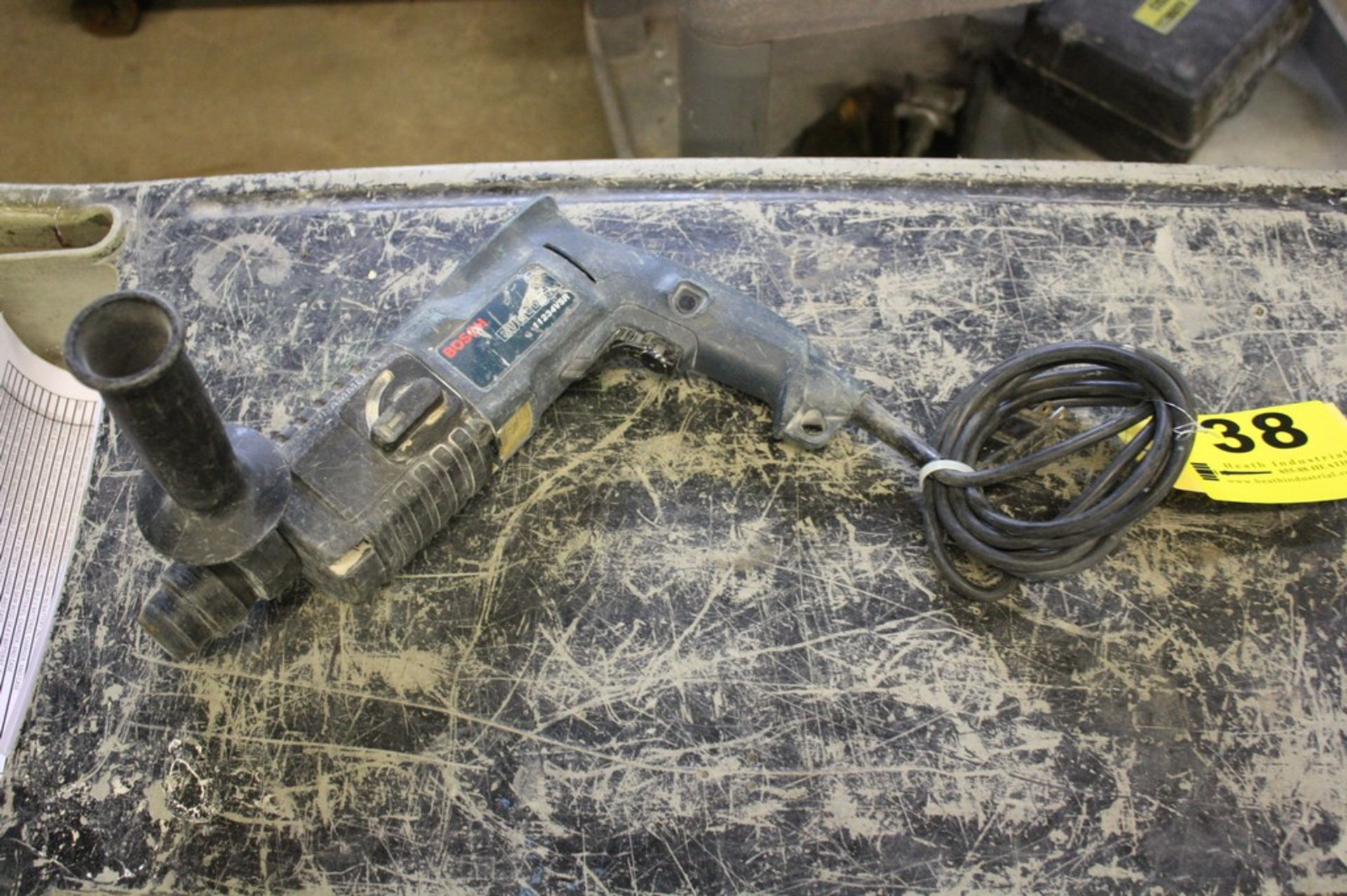 BOSCH BULLDOG MODEL 11234VSR ELECTRIC HAMMER DRILL