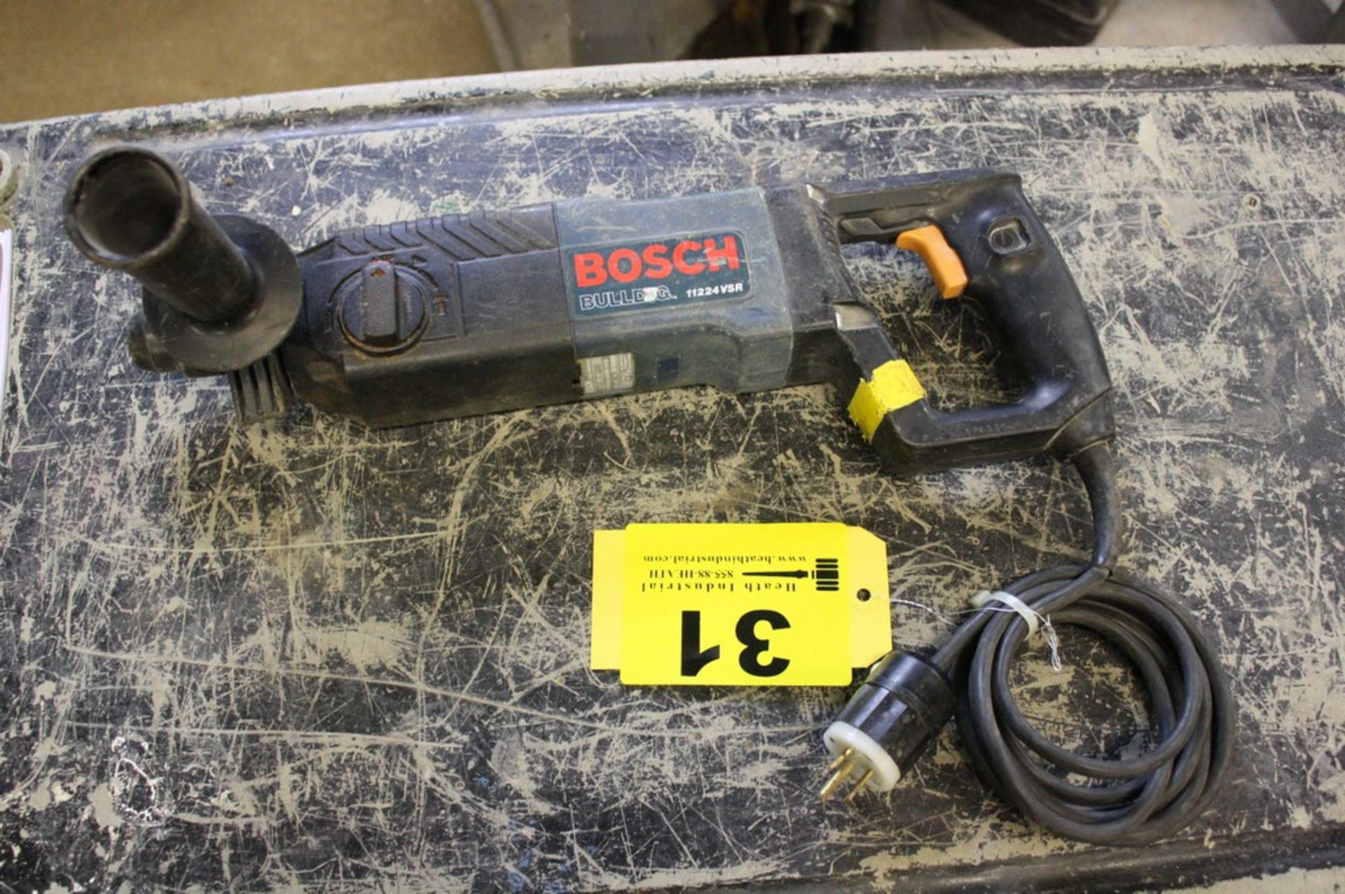 BOSCH BULLDOG MODEL 11224VSR ELECTRIC HAMMER DRILL