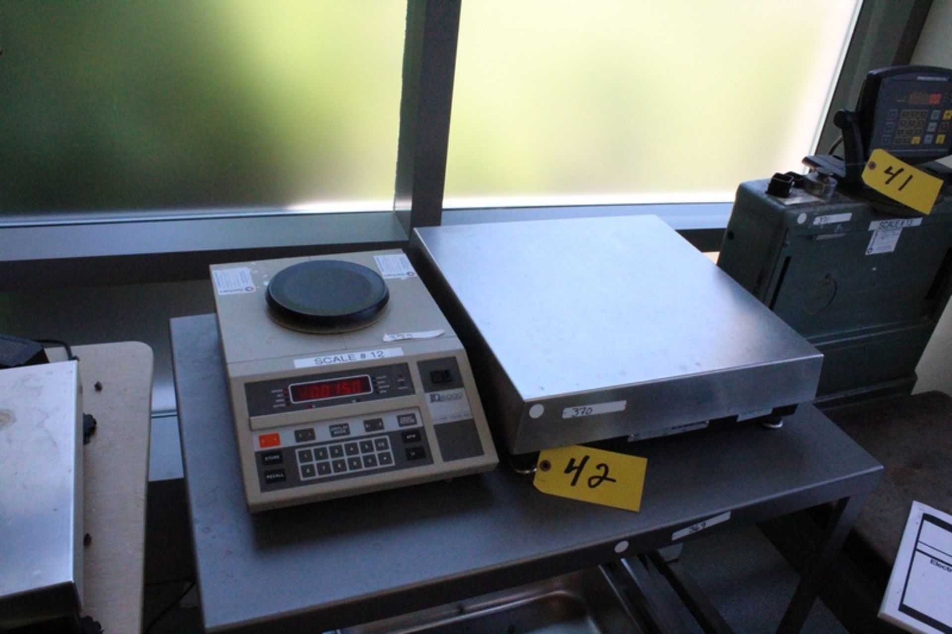 Rice Lake 100LB. Model BMBM1818-100 Electronic Bench Counting Scale, s/n 94-2944, with IQ5000