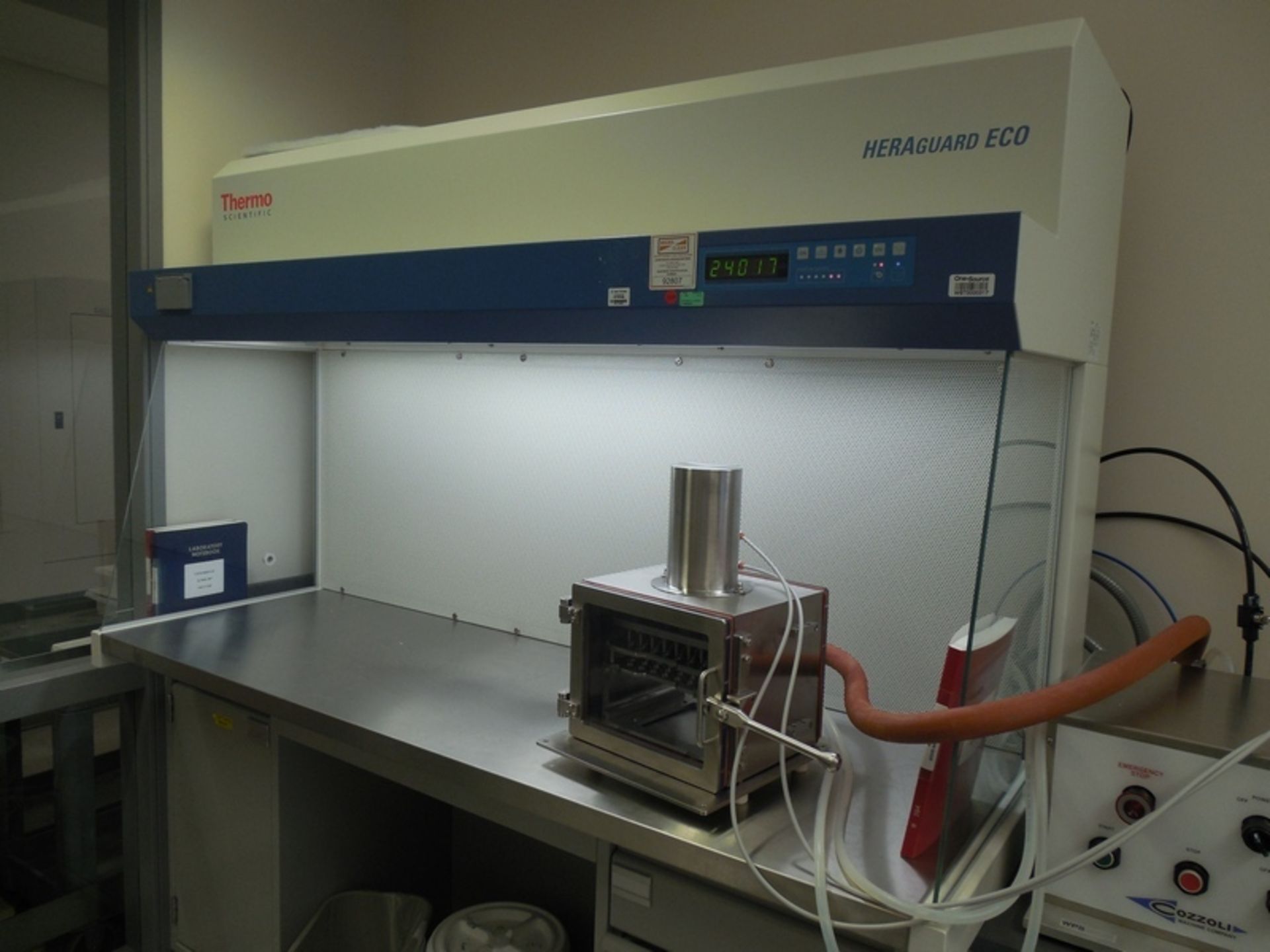 Thermo Scientific Heraguard ECO Laminar Flow Hood with Digital Flow Indicator (Exton Warehouse)